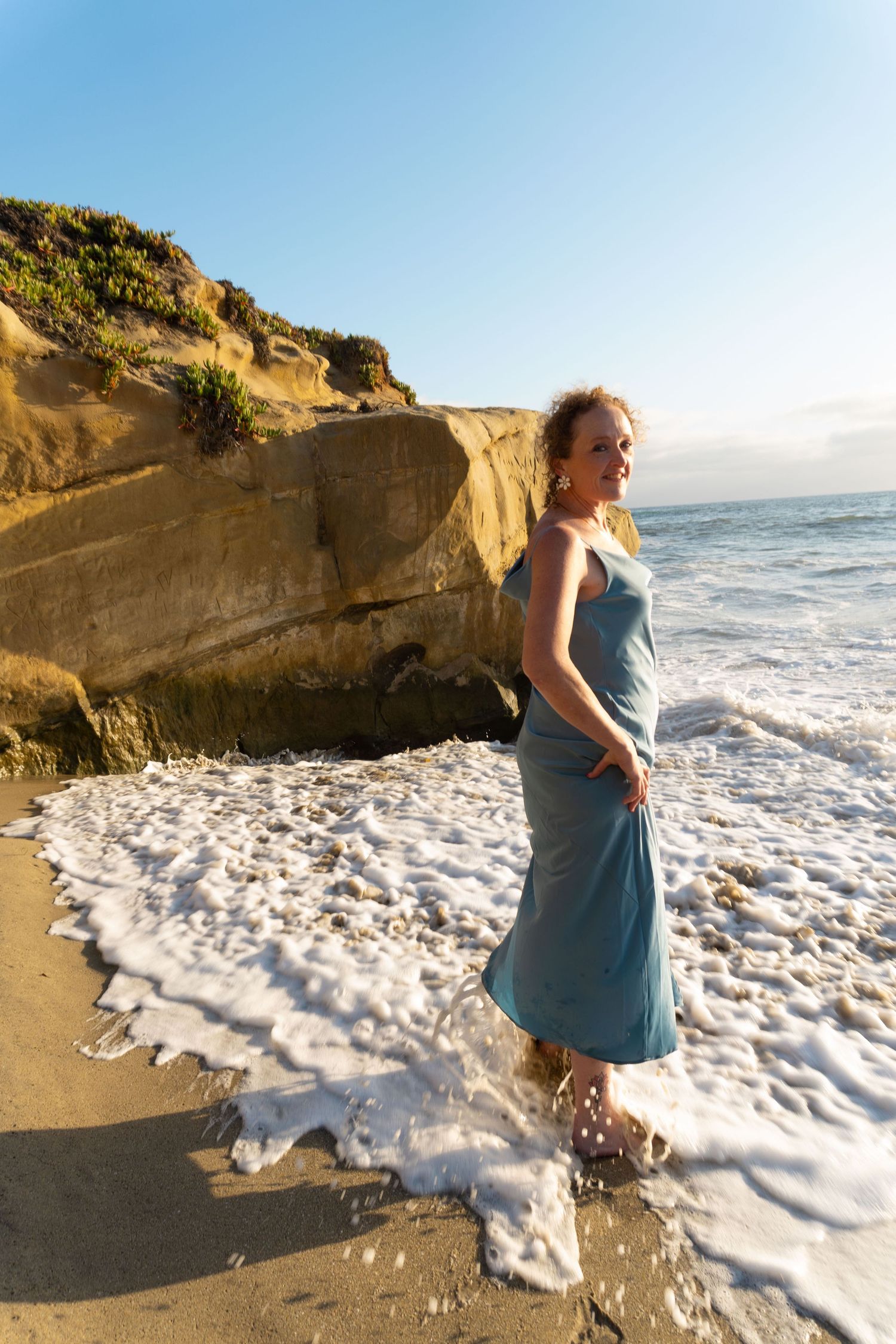 san diego portrait photographer sunset cliffs beach balboa park dreamy ethereal candid cinematic timeless soft family photographer elopement