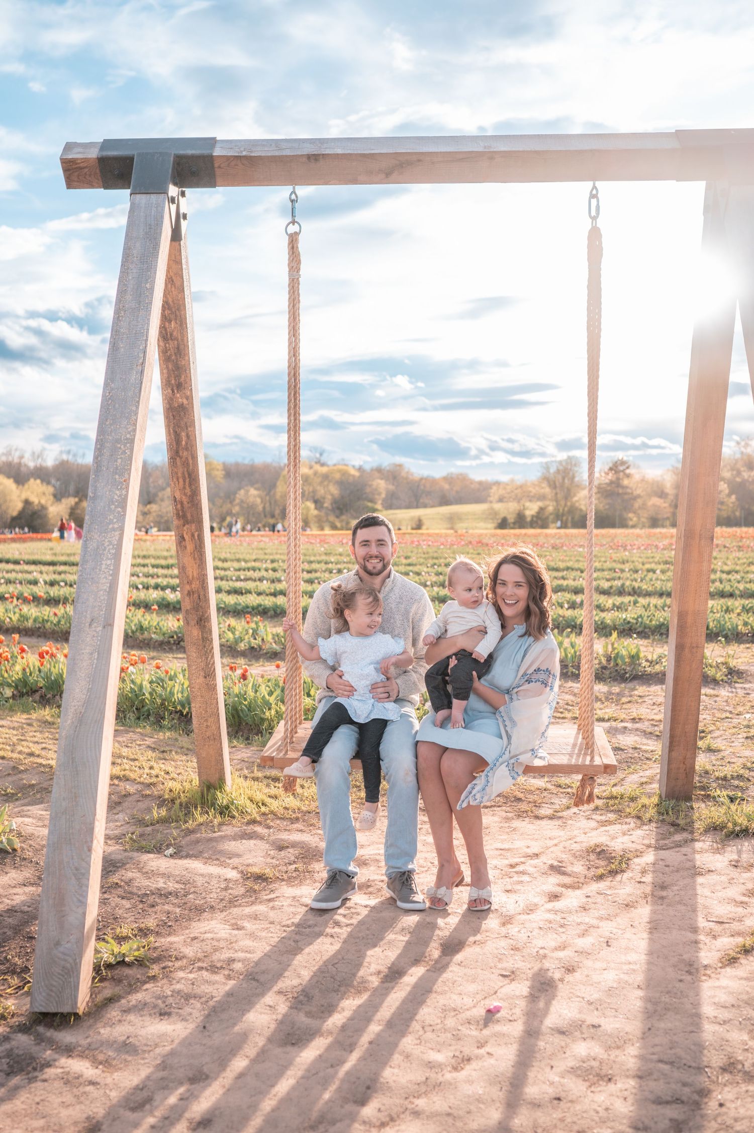 tulip mini session in Nokesville VA by Kaleigh Olinger Photography