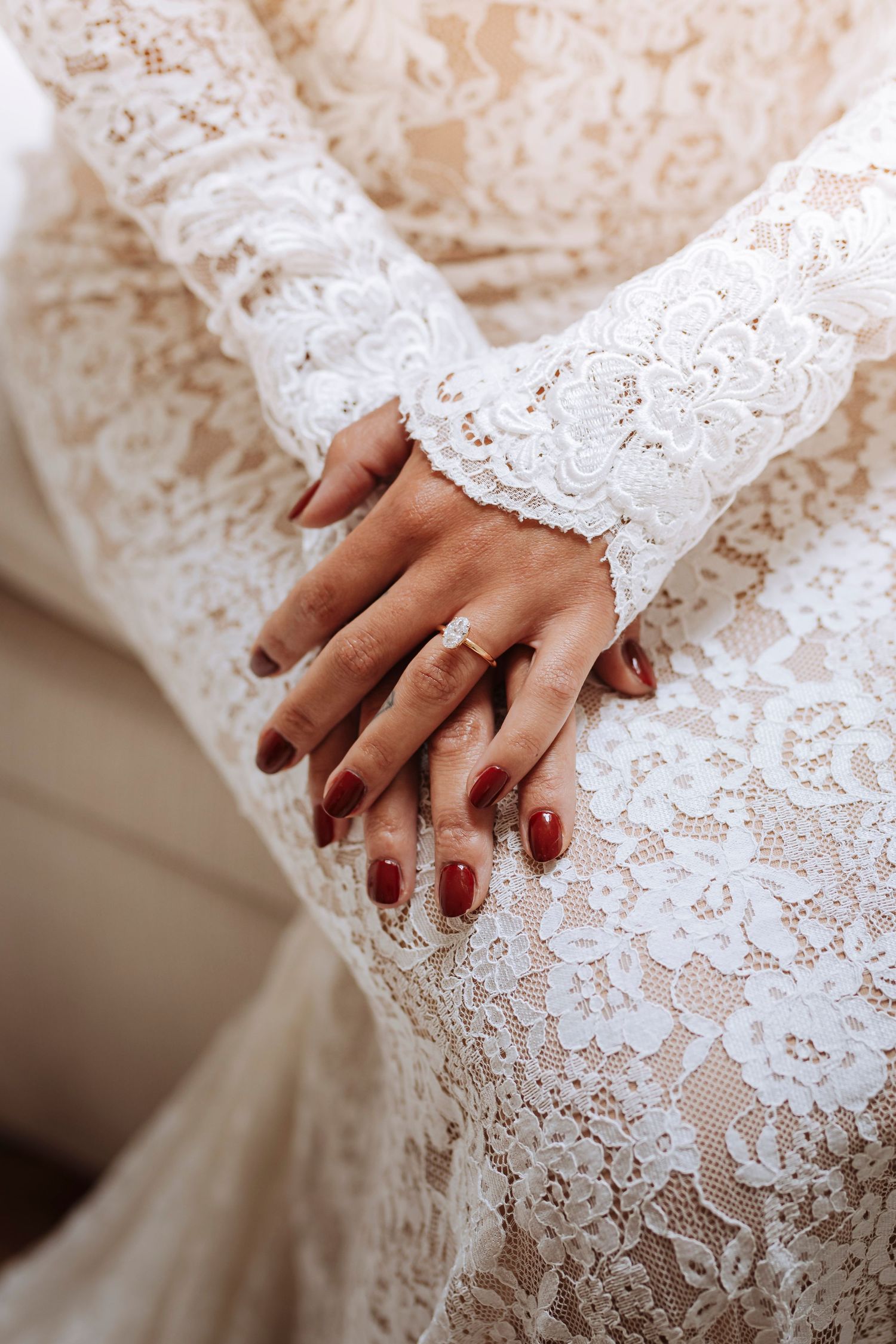 Authentic wedding photography in Zürich & worldwide.
Hochzeitsfotografie in Zürich & weltweit.
