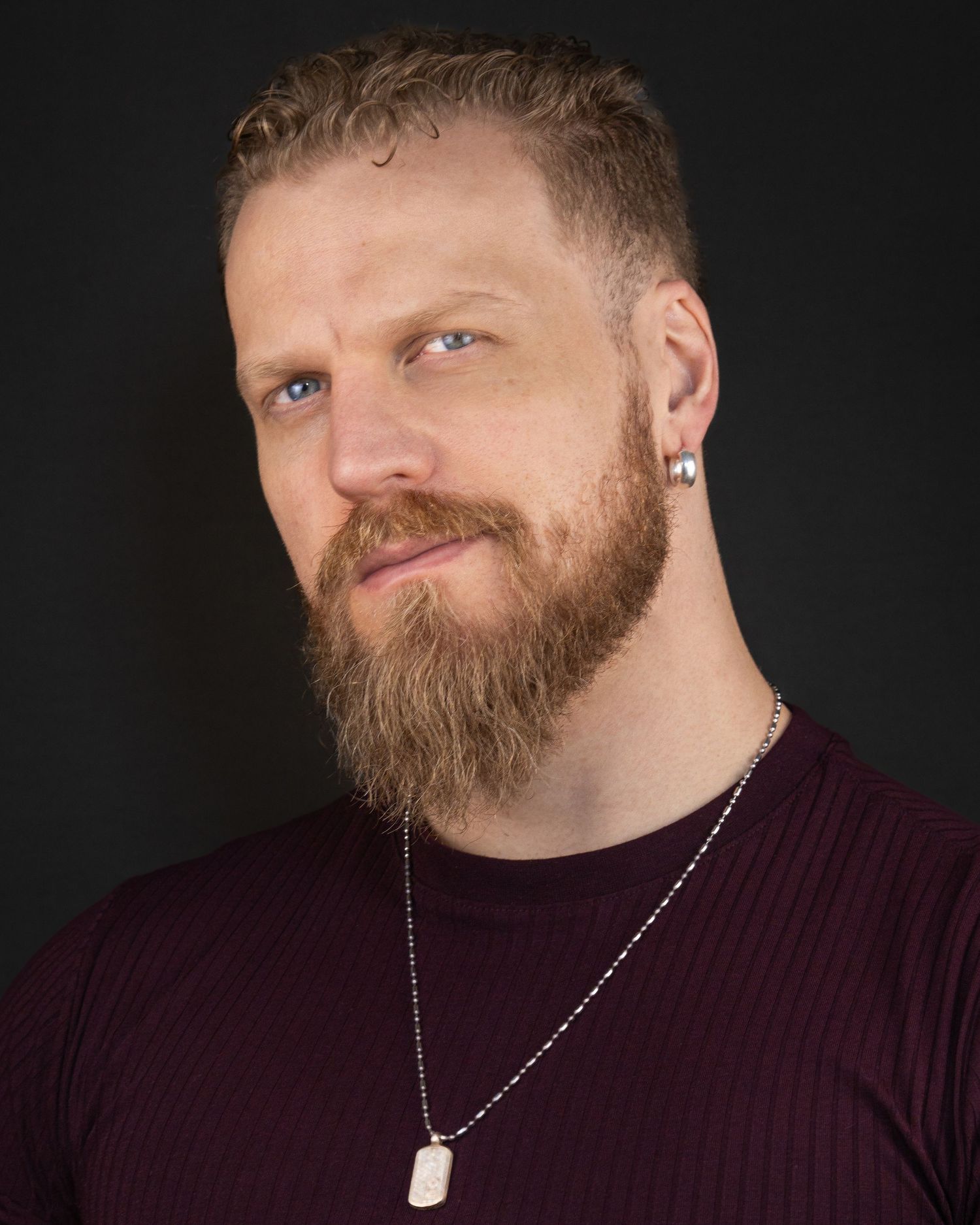 Professional headshot portraits Atlanta vinings sandy springs photoshoot cobb county buckhead smyrna marietta photographer actor corporate