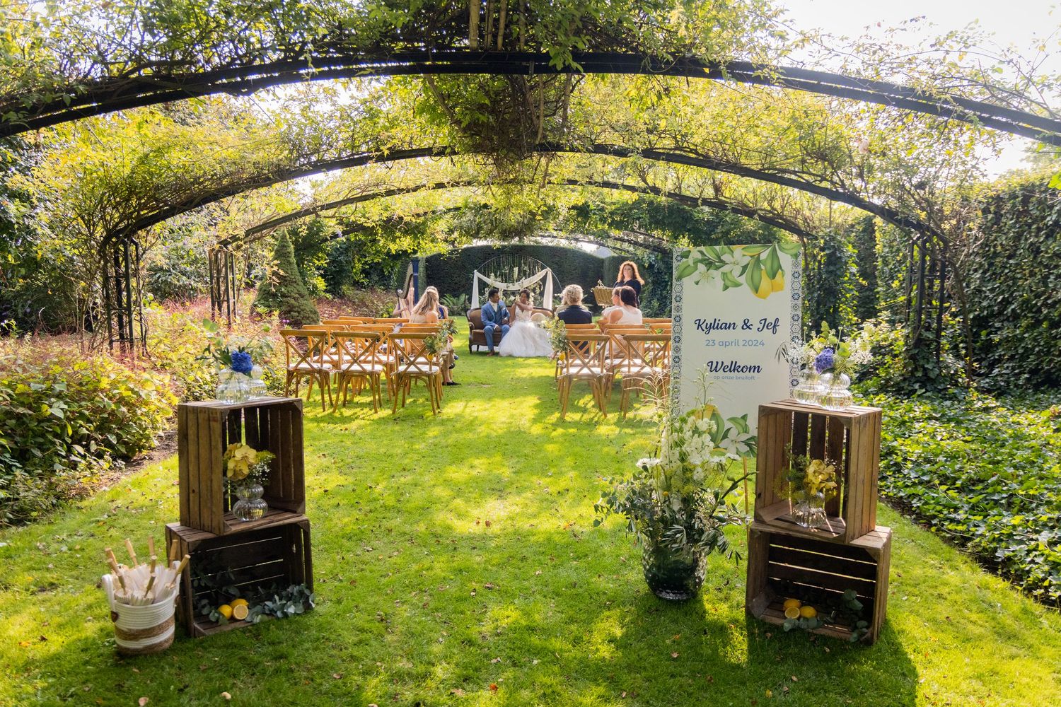 Photos by Jill - Mooie Italiaanse styling op jullie bruiloft