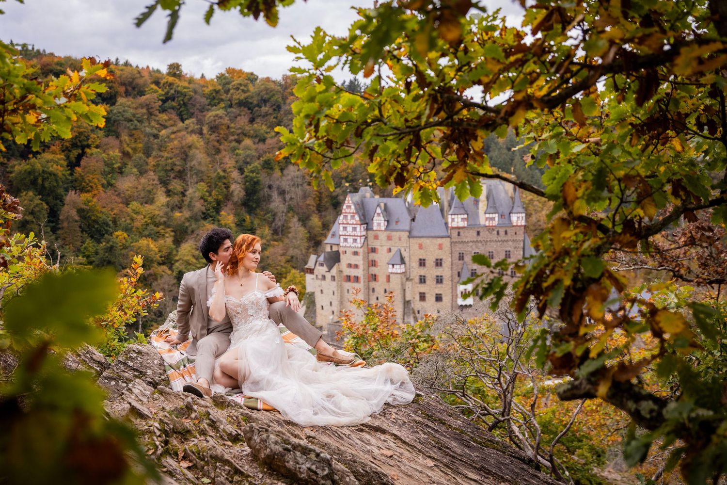Photos by Jill - Jullie trouwfotograaf voor jullie kleurrijke, romantische en tijdloze trouwfoto's, ook in het buitenland
