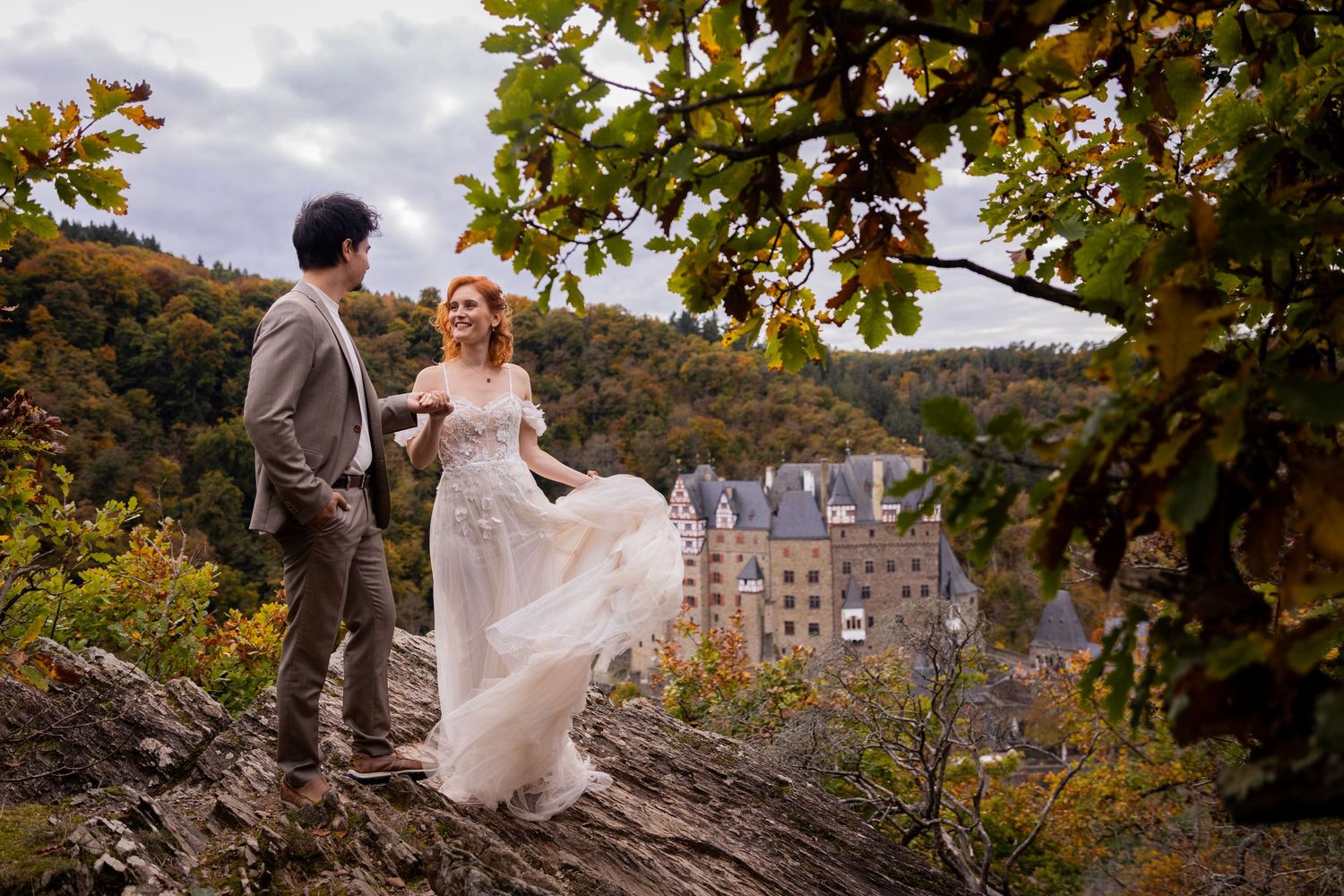 Photos by Jill - Jullie trouwfotograaf voor jullie kleurrijke, romantische en tijdloze trouwfoto's, ook in het buitenland