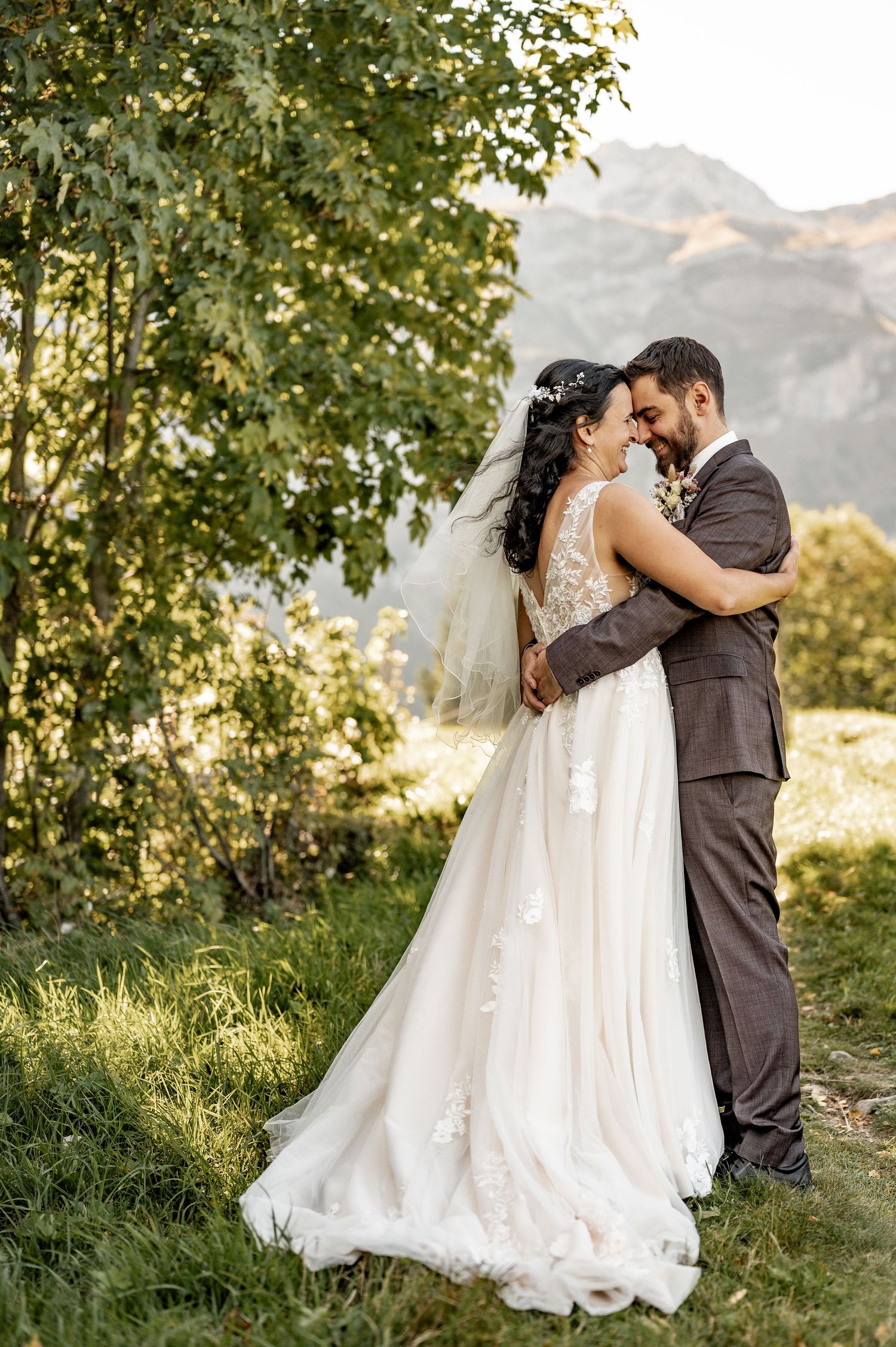 Urchig, Paarshooting, Hochzeitsfoto, Liebe, Love, Shooting, Fotoshooting, Hochzeitsshooting, Hochzeitsfotograf, Fotograf, Natur, Braut, Uri
