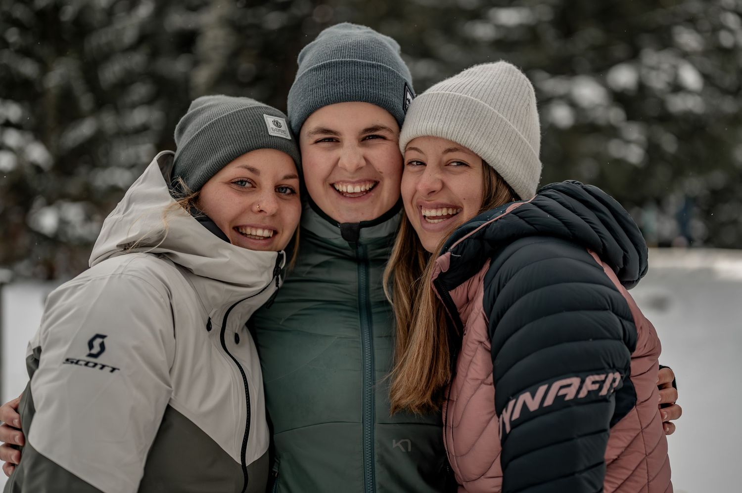 Portrait, Schnee, Winter, Lenzerheide, Jaun, Scott, Einzigartig, Freundinnenshooting, Shooting, Freunde, Winterwunderland, Graubünden