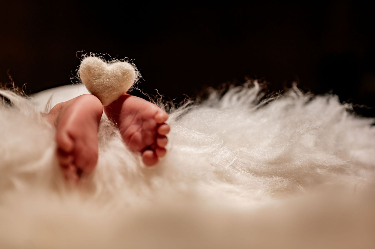 Newborn, Neugeborene, Urchig, Detaiils, Neugeborenenfotografie, Füsslein, newbornshooting, newbornphotography, babyshooting, neugeborene,