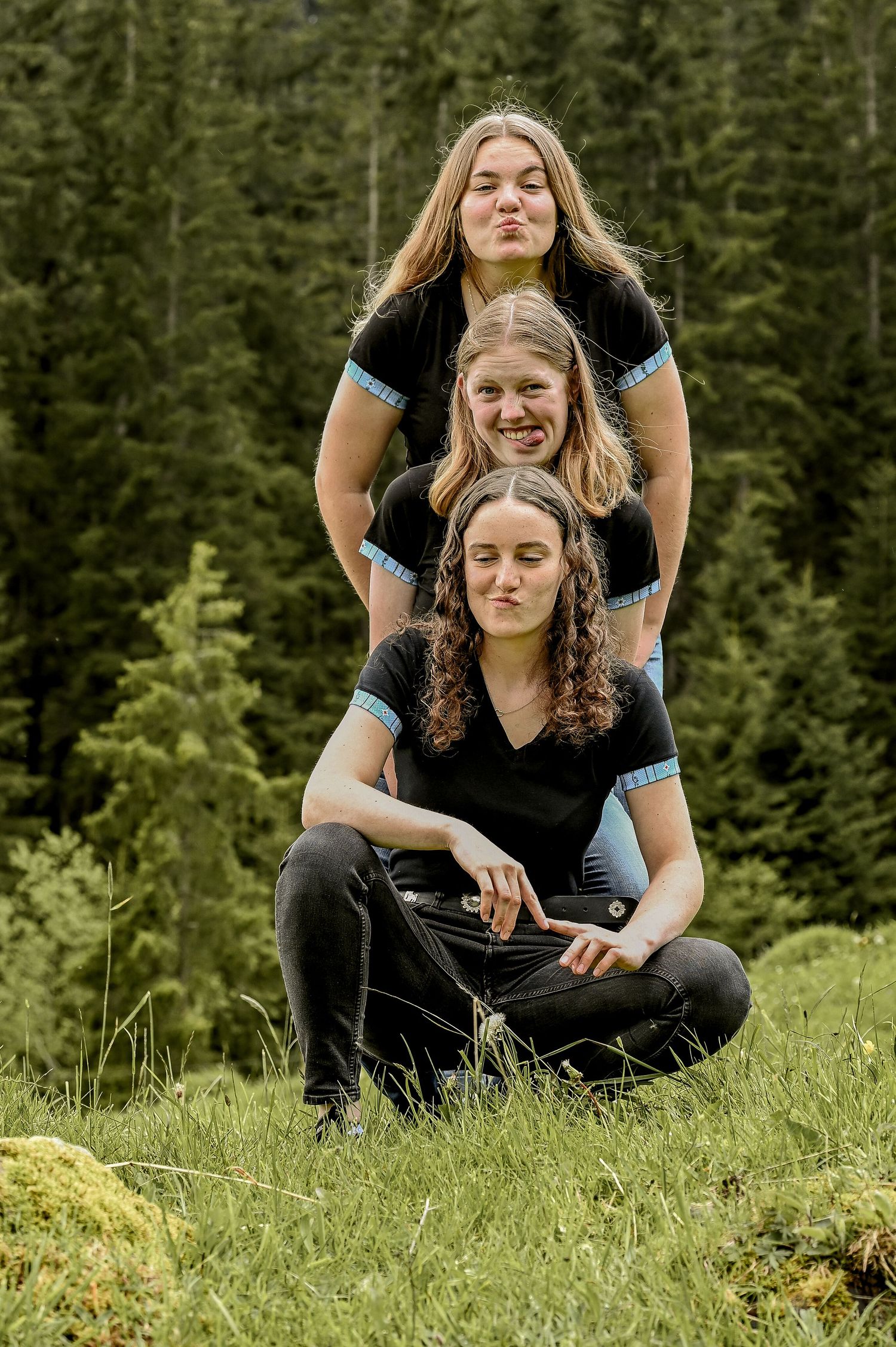 Sensebezirk, Freundinnen, Freunde, Freundinnenshooting, Gastlosen, Friends, Lustig, Shooting, Erinnerungen, Freundin, Plaffeien, Schwarzsee