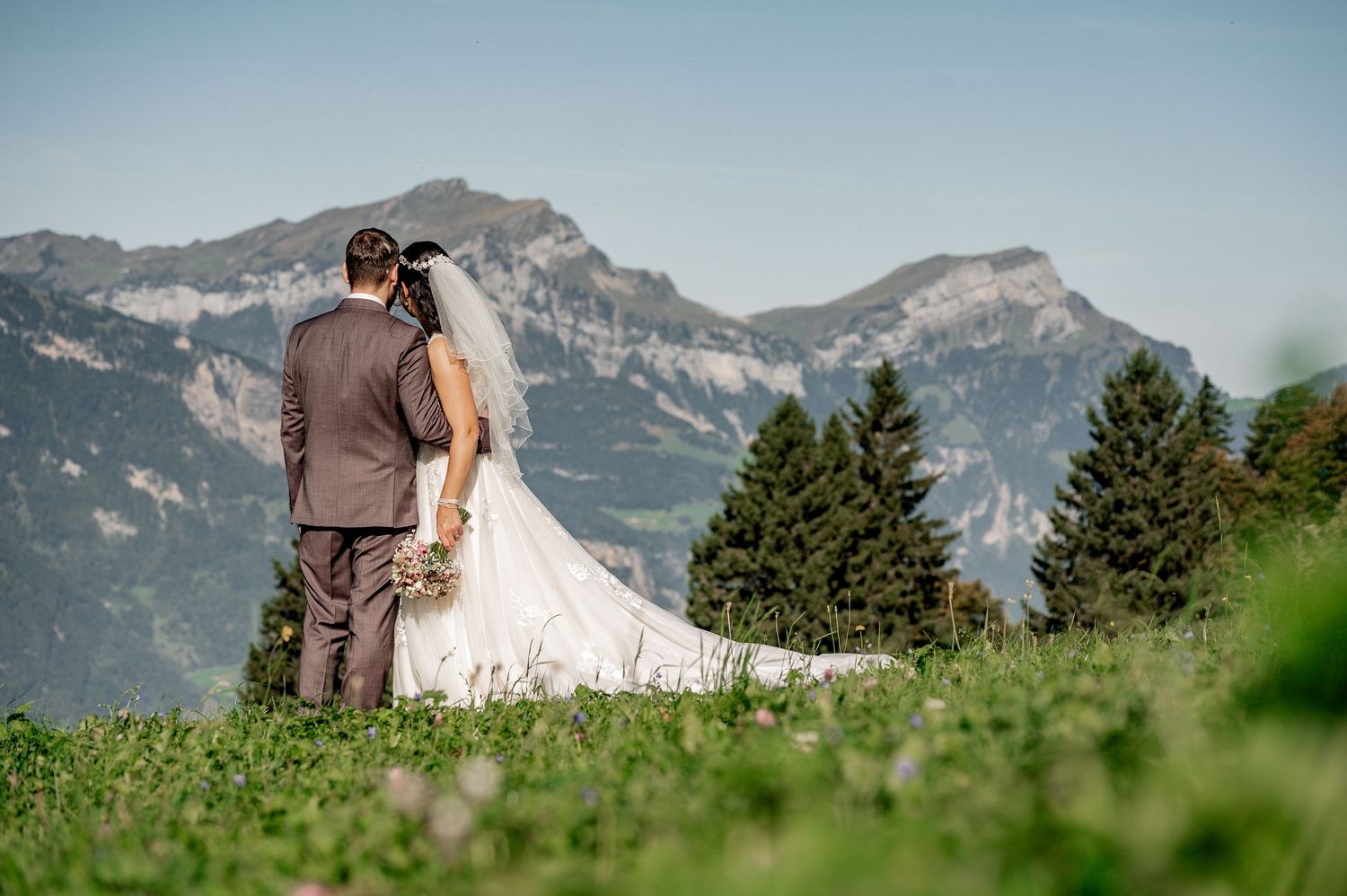 Urchig, Paarshooting, Hochzeitsfoto, Liebe, Love, Shooting, Fotoshooting, Hochzeitsshooting, Hochzeitsfotograf, Fotograf, Natur, Braut, Uri