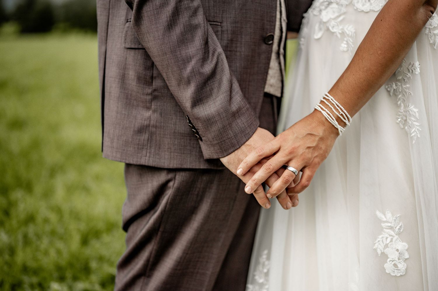 Urchig, Paarshooting, Hochzeitsfoto, Liebe, Love, Shooting, Fotoshooting, Hochzeitsshooting, Hochzeitsfotograf, Fotograf, Natur, Braut, Uri