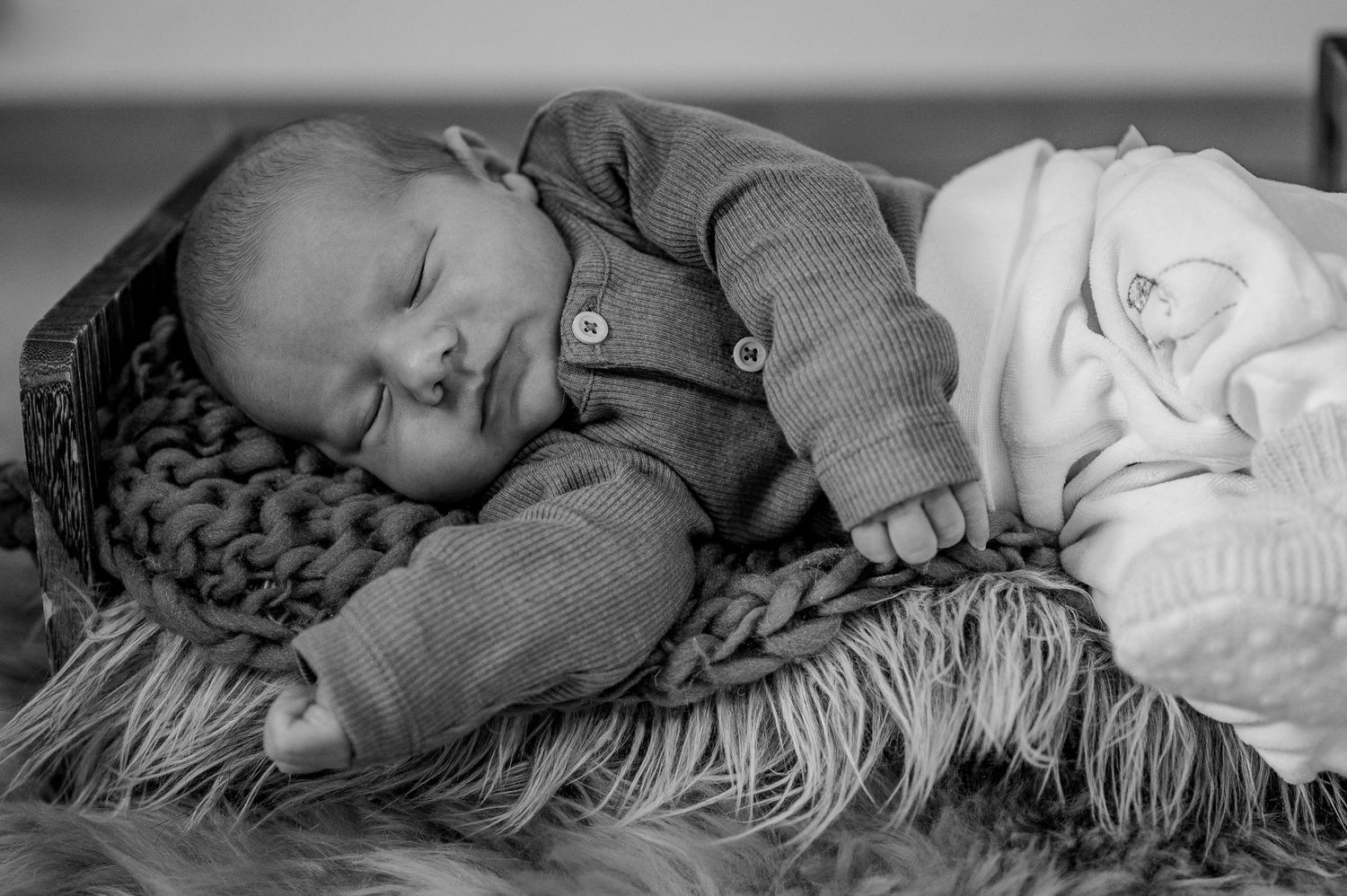 Urchig, Newbornshooting, Familienfoto, Liebe, Kind, Shooting, Fotoshooting, Familieshooting, Babyfoto, Fotografin, Natur, Appenzell