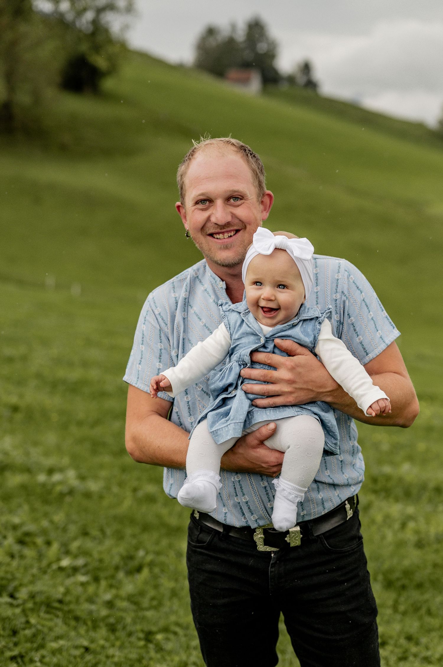 Urchig, Paarshooting, Familienfoto, Liebe, Kind, Shooting, Fotoshooting, Familieshooting, Hochzeitsfotograf, Fotografin, Natur, Appenzell
