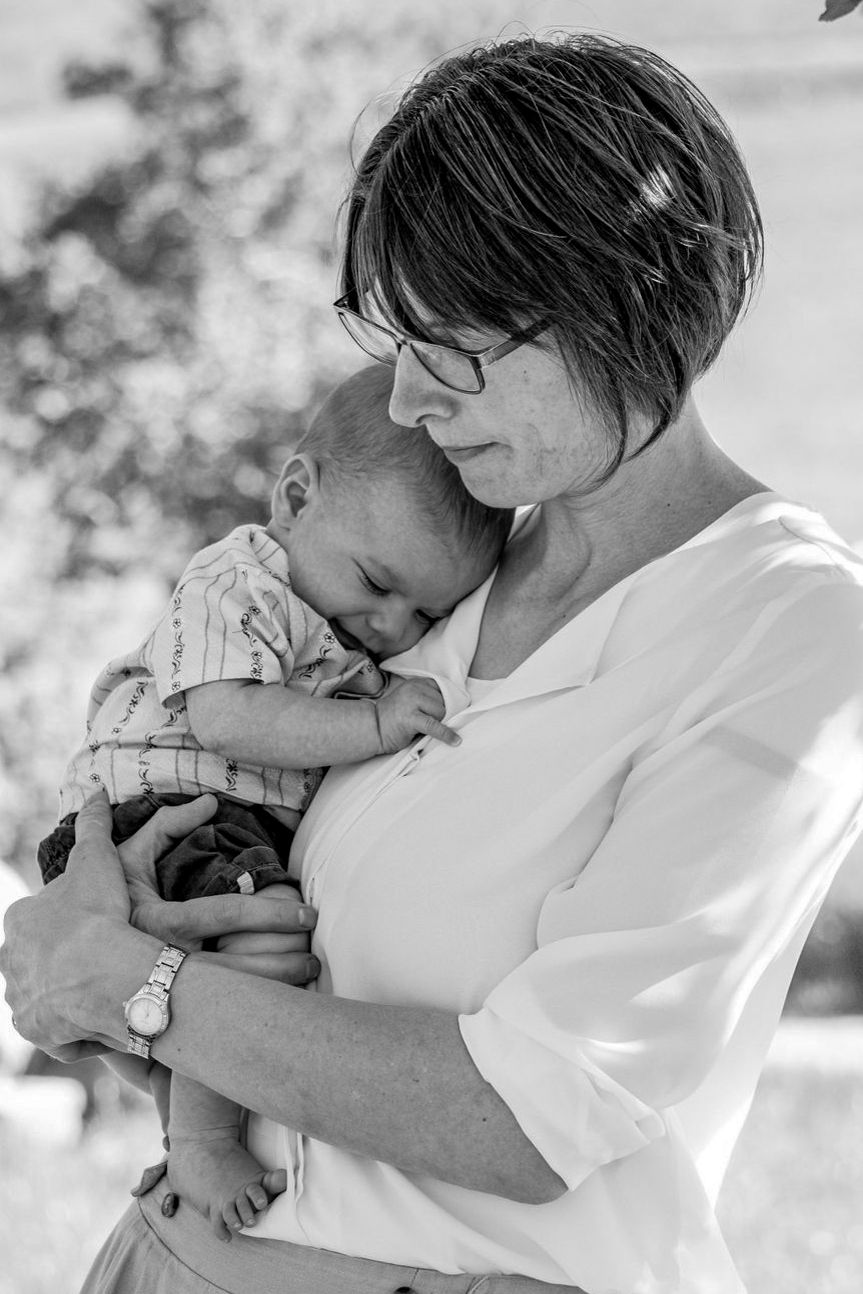 Kinder, Kindershooting, Toggenburg, Kinderfotografie, Shooting, happy, Natur, Photoraphy, happykids,Edelweisshemd, Geschwister, Kinderlachen