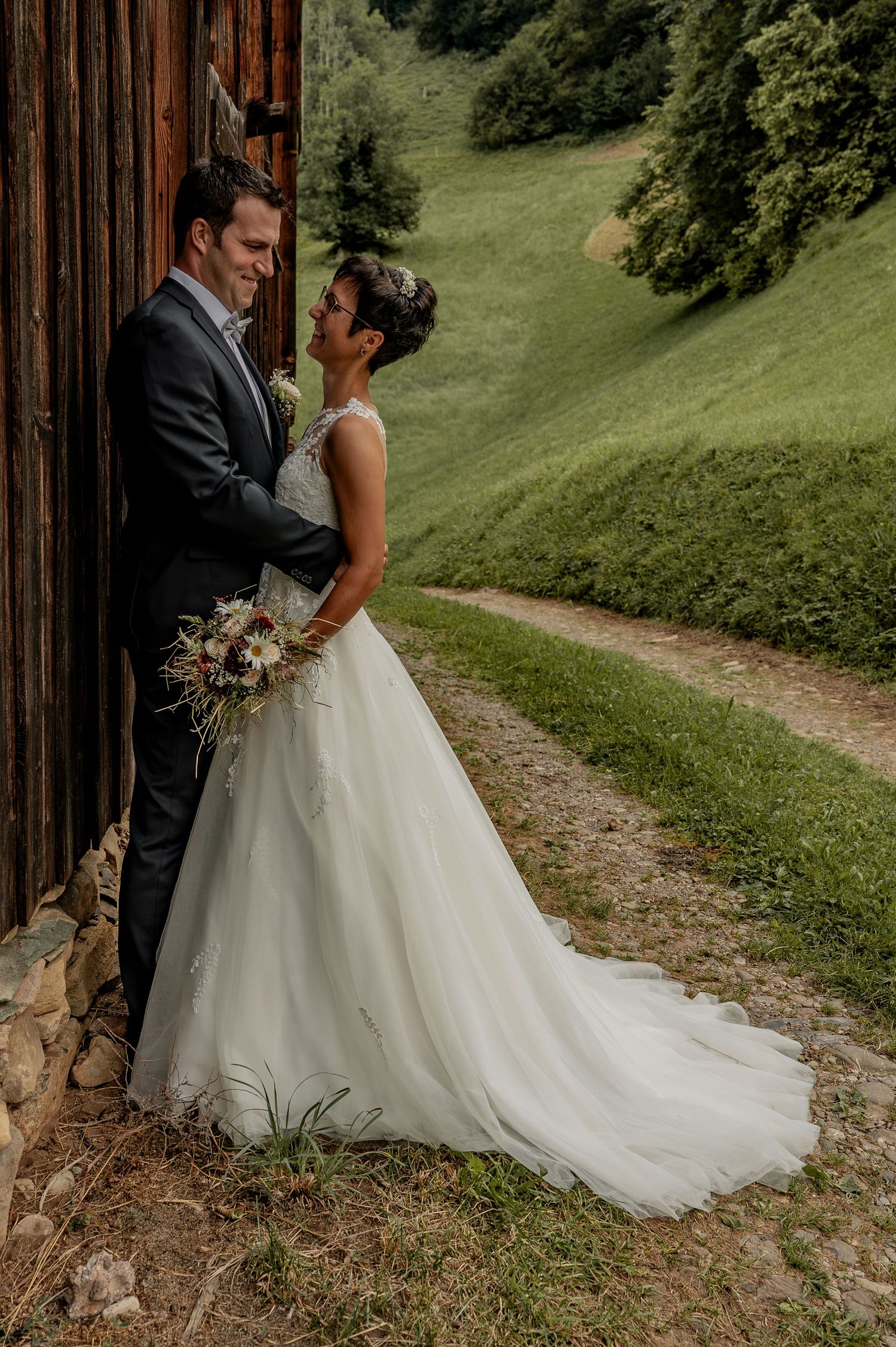 Hochzeit,Hochzeitsfotografie, Hochzeitsfoto,Fotograf, Brautstrauss, Braut, Brautpaar,Heiraten, Steinerberg, Ringe, Brautpaarshooting, Schwyz