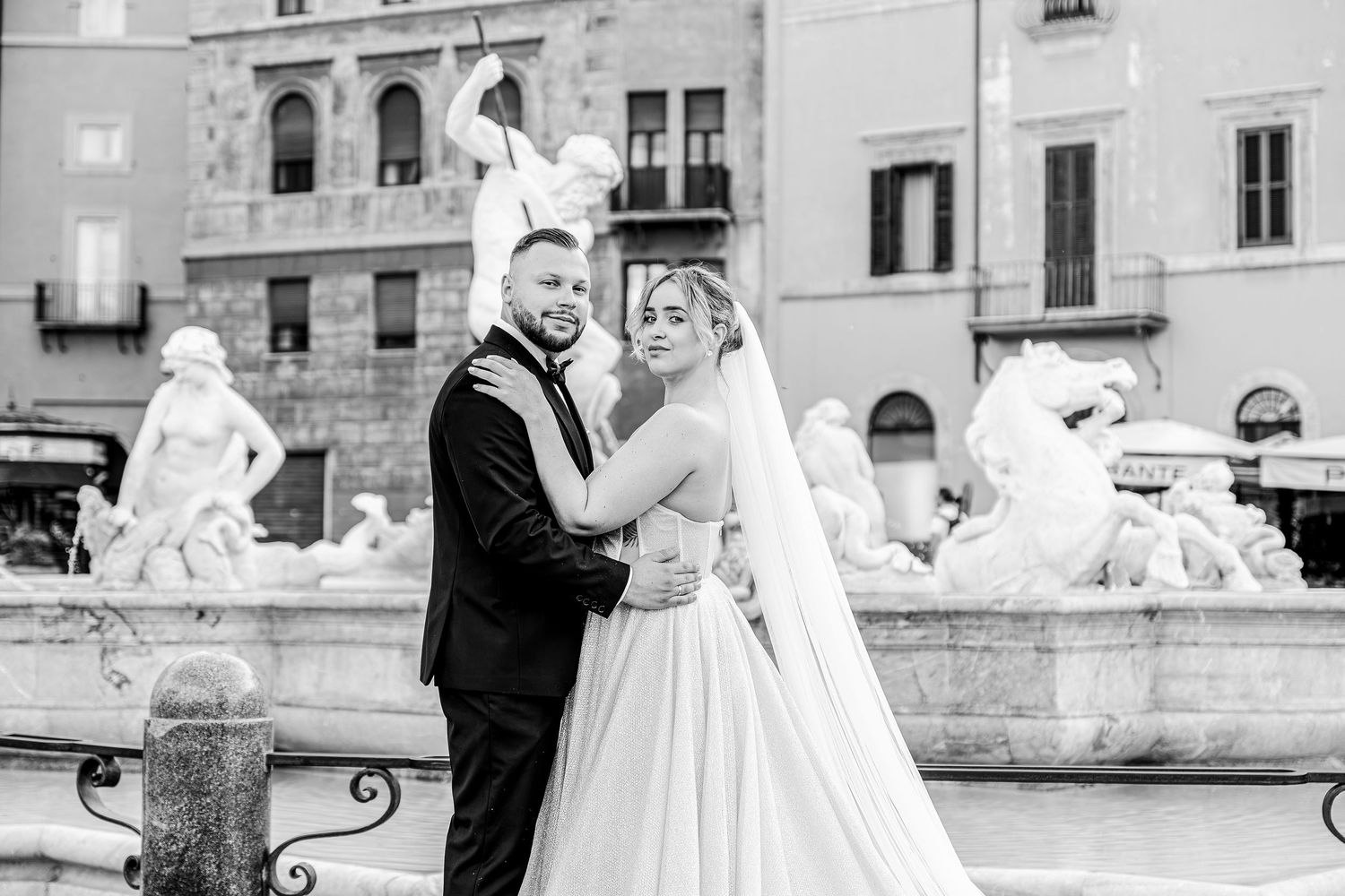 Fotografo di matrimoni e ritratti di lusso con sede a Roma. 
Rome Portrait Experience, Portrait Studio.
Roma, Toscana, Amalfi.