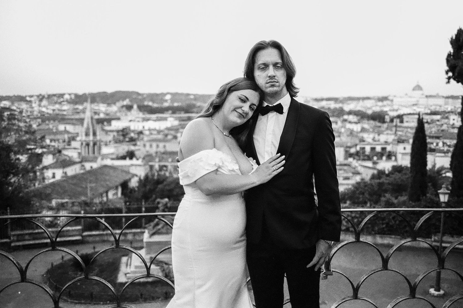 Fotografo di matrimoni e ritratti di lusso con sede a Roma. 
Rome Portrait Experience, Portrait Studio.
Roma, Toscana, Amalfi.