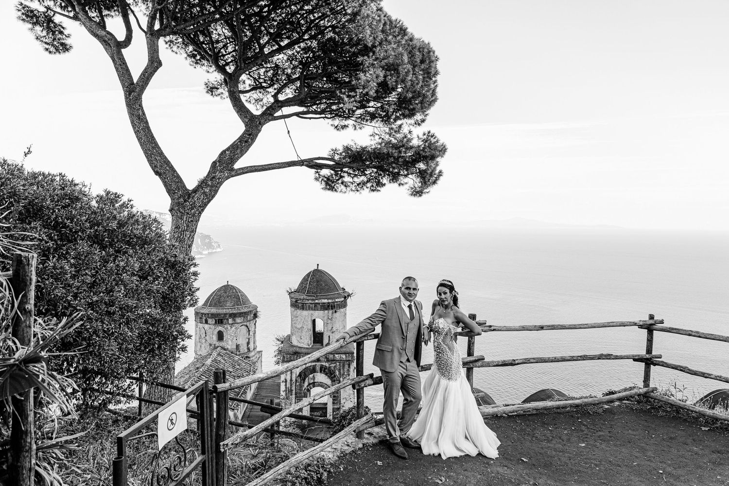 Fotografo di matrimoni e ritratti di lusso con sede a Roma. 
Rome Portrait Experience, Portrait Studio.
Roma, Toscana, Amalfi.