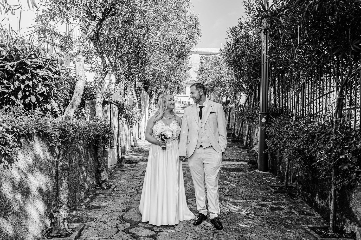 Fotografo di matrimoni e ritratti di lusso con sede a Roma. 
Rome Portrait Experience, Portrait Studio.
Roma, Toscana, Amalfi.