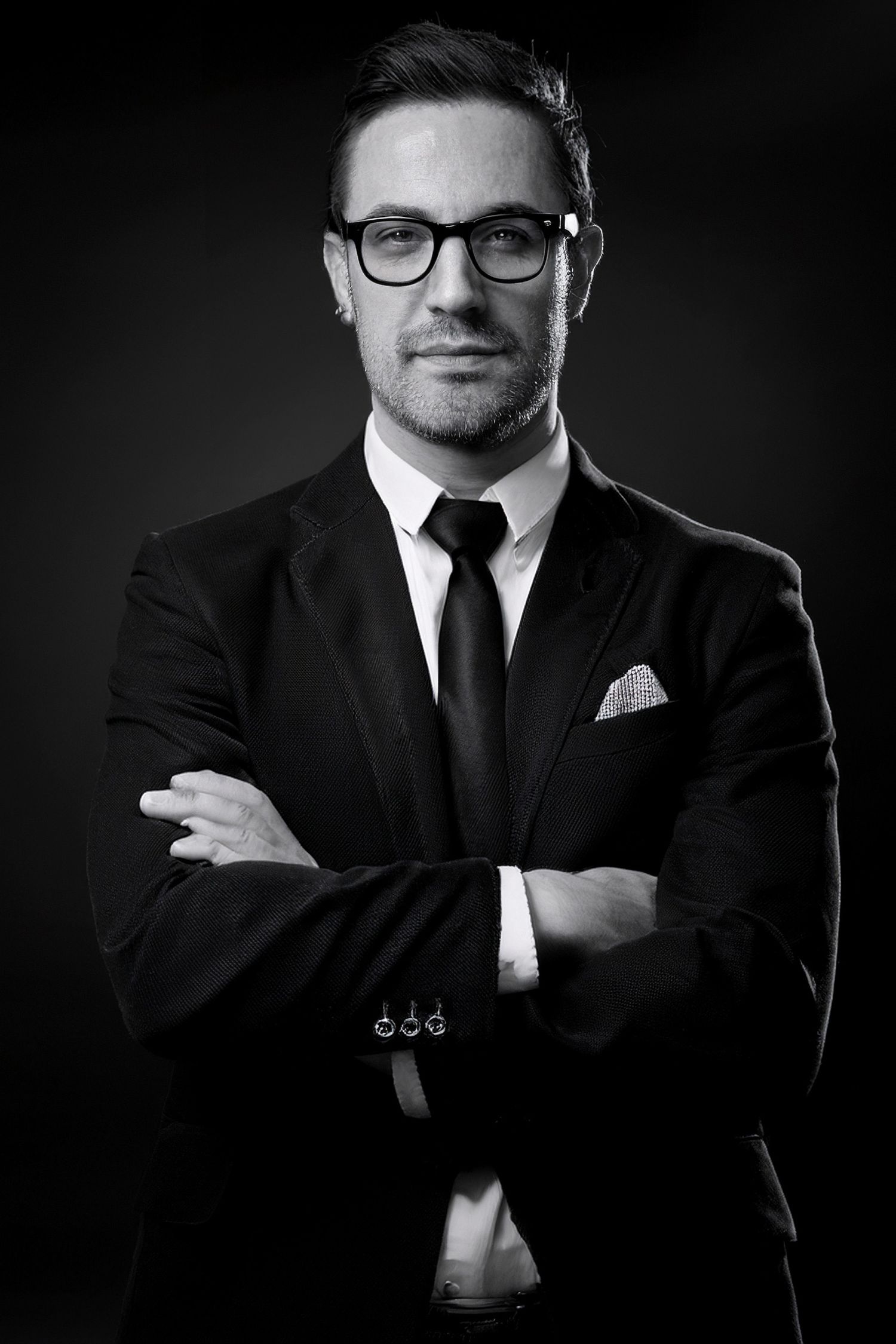 Fotografo di matrimoni e ritratti di lusso con sede a Roma. 
Rome Portrait Experience, Portrait Studio.
Roma, Toscana, Amalfi.