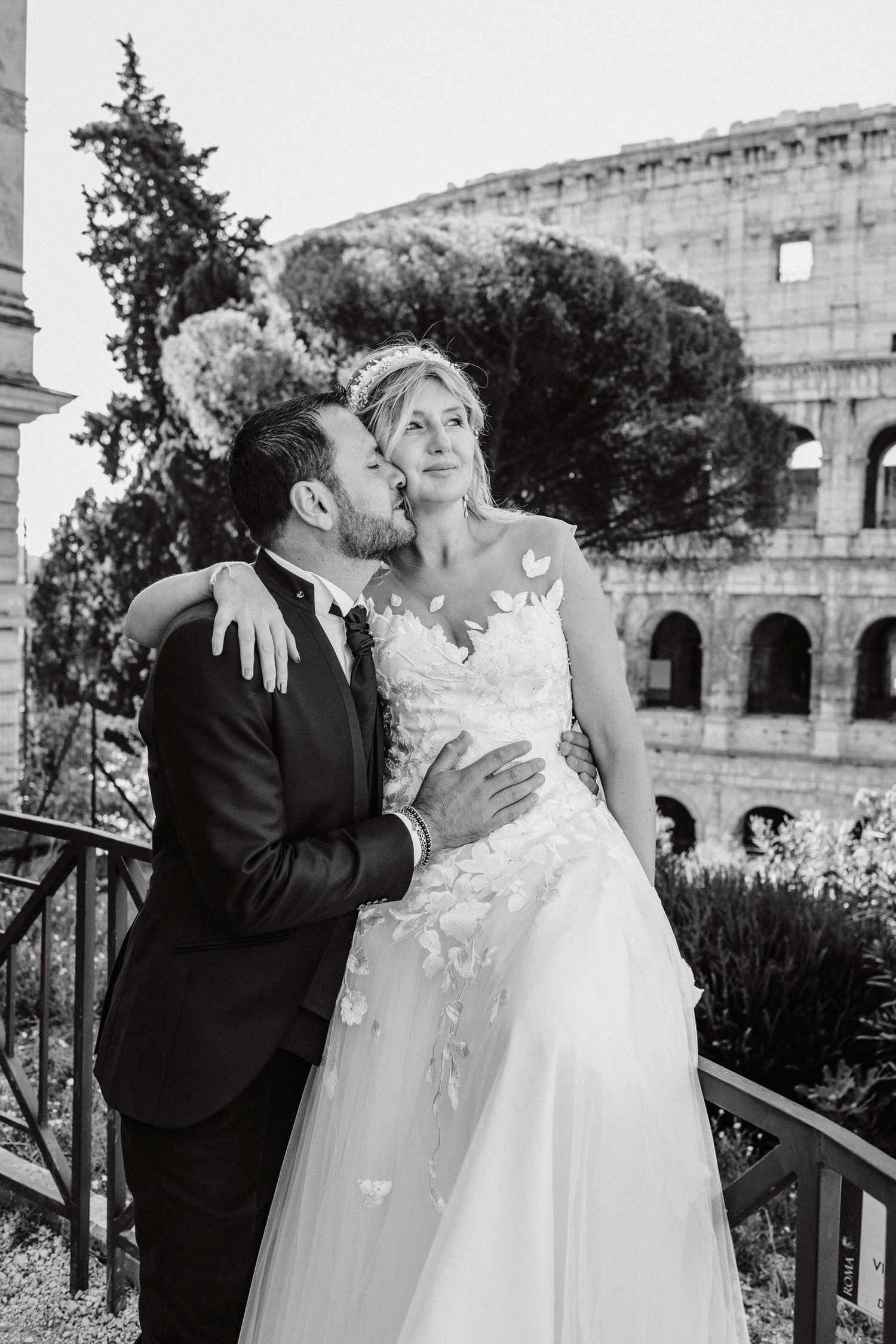 Fotografo di matrimoni e ritrati #weddingphotographer #luxurywedding #weddingvatican #tuscanyphotographer #italywedding #romephotographer