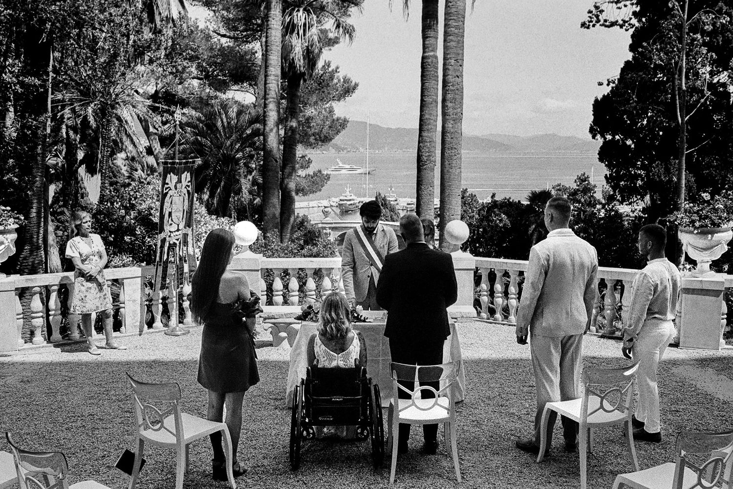 Fotografo di matrimoni e ritratti di lusso con sede a Roma. 
Rome Portrait Experience, Portrait Studio.
Roma, Toscana, Amalfi.