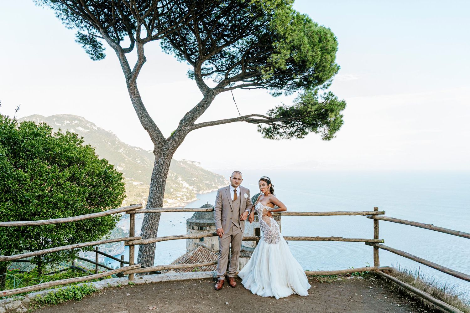 Fotografo di matrimoni e ritratti di lusso con sede a Roma. 
Rome Portrait Experience, Portrait Studio.
Roma, Toscana, Amalfi.
