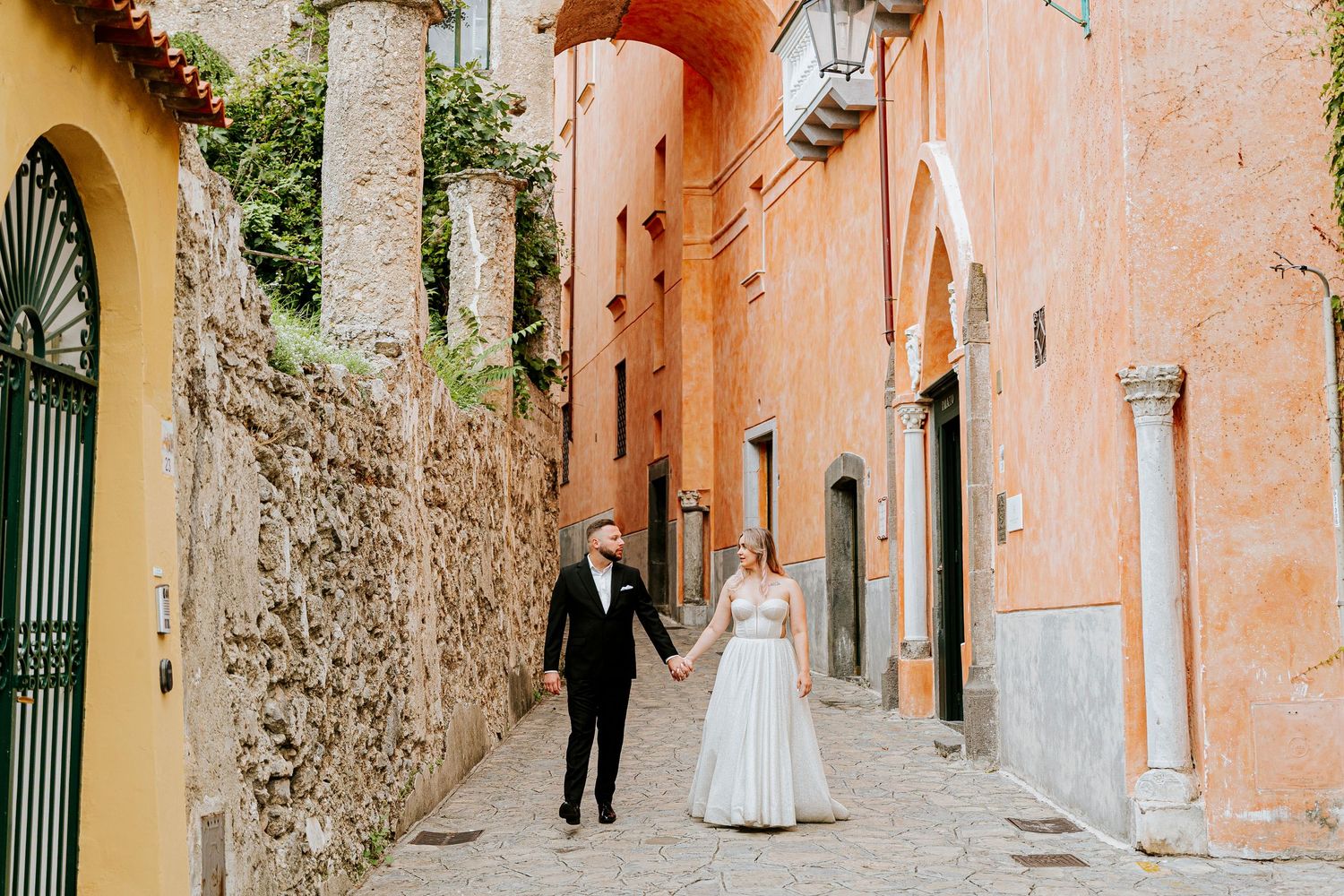 Fotografo di matrimoni e ritrati #weddingphotographer #luxurywedding #weddingvatican #positanophotographer #italywedding #amalfiphotographer