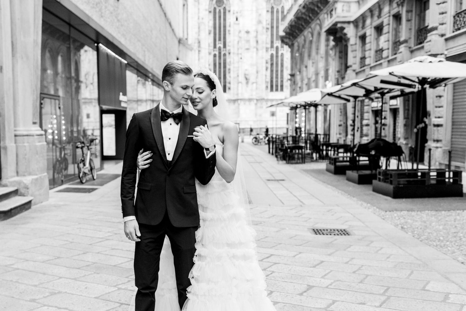 Fotografo di matrimoni e ritratti di lusso con sede a Roma. 
Rome Portrait Experience, Portrait Studio.
Roma, Toscana, Amalfi.