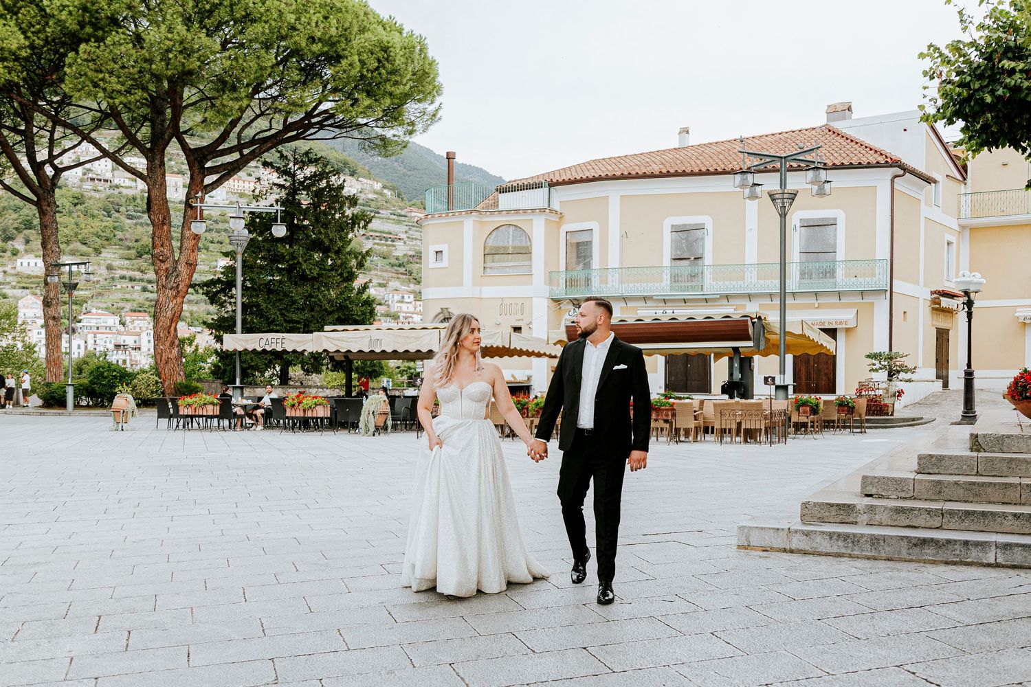 #weddingphotographer #destinationwedding #luxurywedding #weddinginspiration #weddingvatican #weddinginvatican #vaticanwedding #italywedding