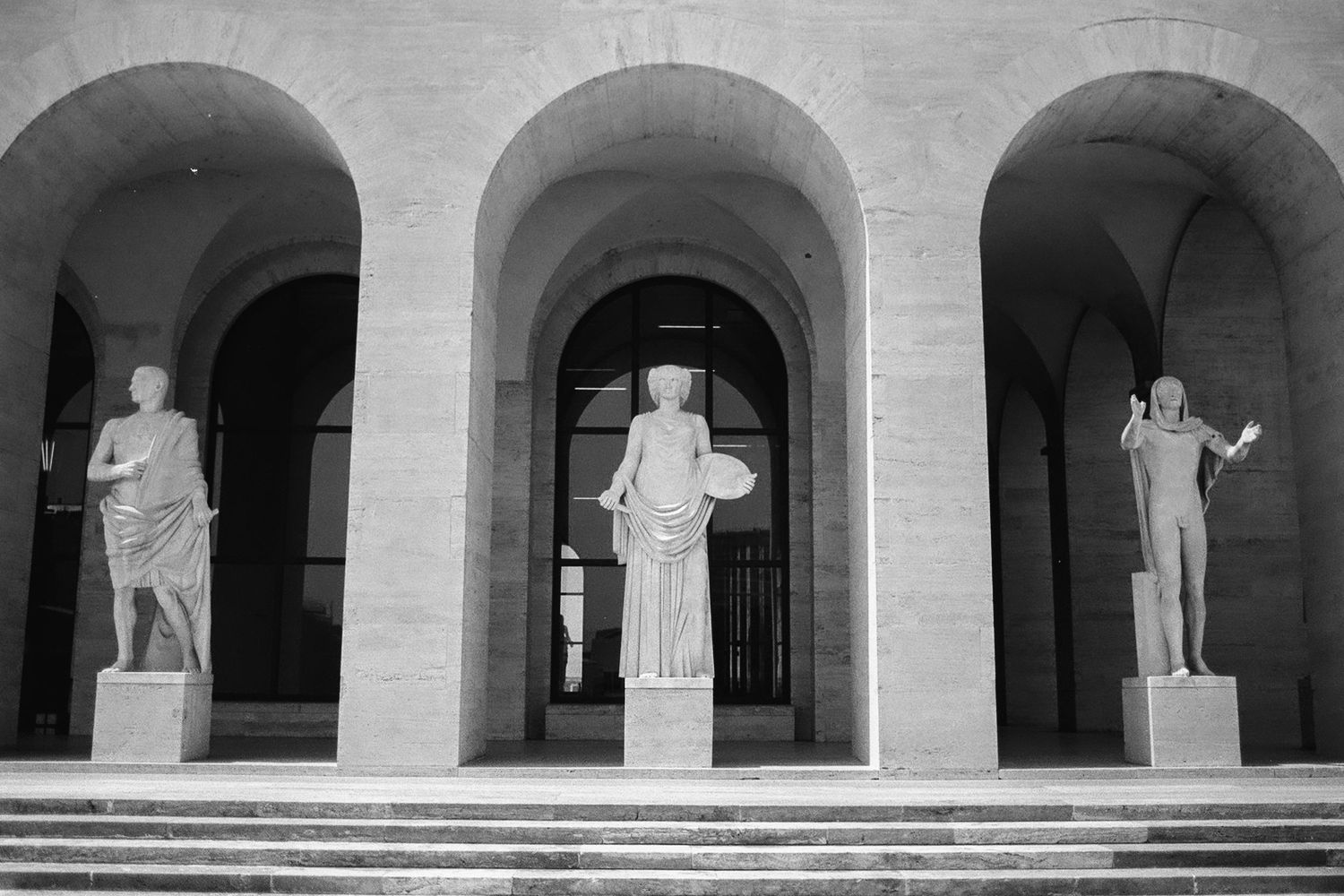 Fotografo di matrimoni e ritratti di lusso con sede a Roma. 
Rome Portrait Experience, Portrait Studio.
Roma, Toscana, Amalfi.
