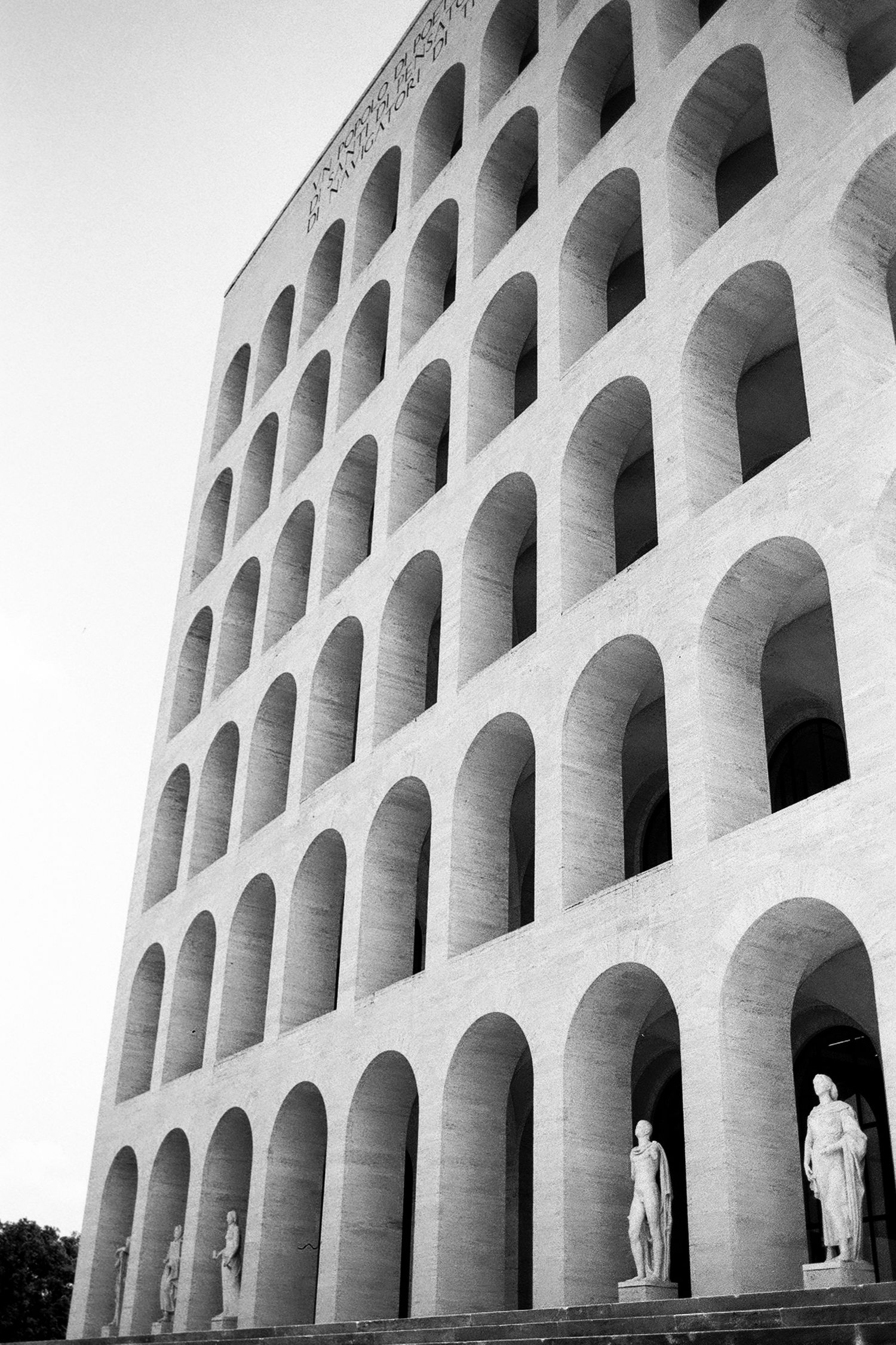 Fotografo di matrimoni e ritratti di lusso con sede a Roma. 
Rome Portrait Experience, Portrait Studio.
Roma, Toscana, Amalfi.
