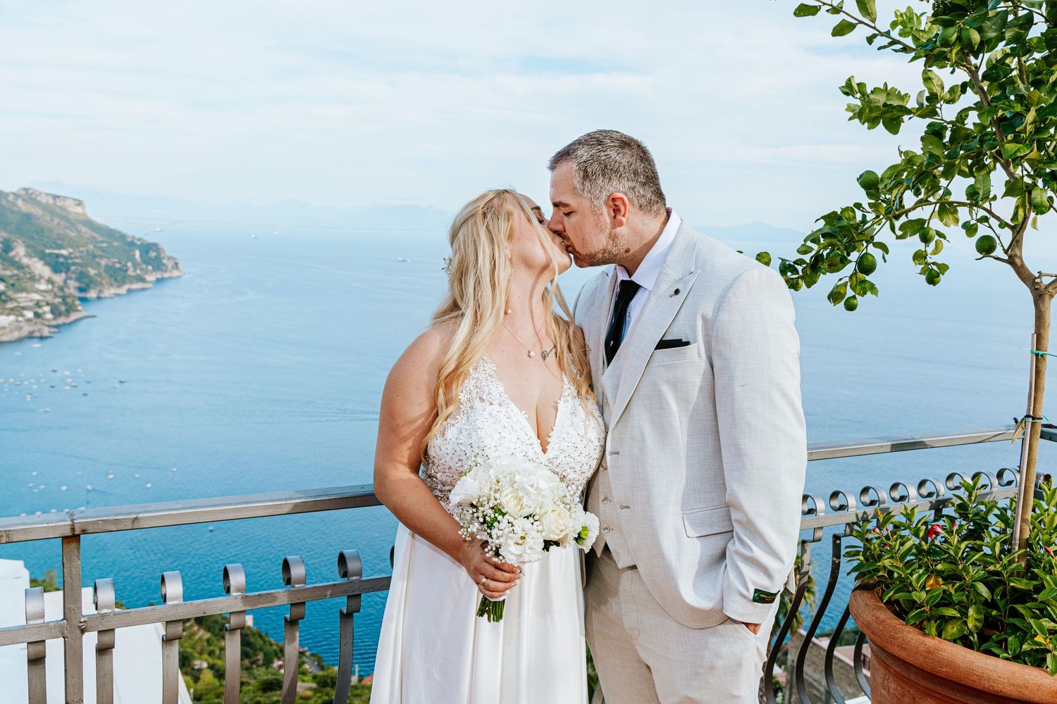 Fotografo di matrimoni e ritratti di lusso con sede a Roma. 
Rome Portrait Experience, Portrait Studio.
Roma, Toscana, Amalfi.