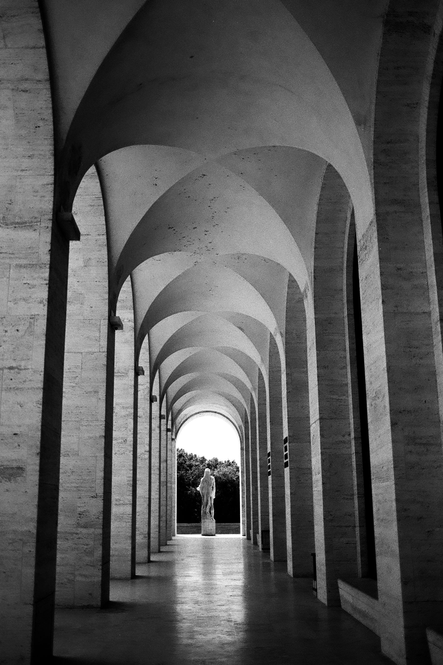 Fotografo di matrimoni e ritratti di lusso con sede a Roma. 
Rome Portrait Experience, Portrait Studio.
Roma, Toscana, Amalfi.