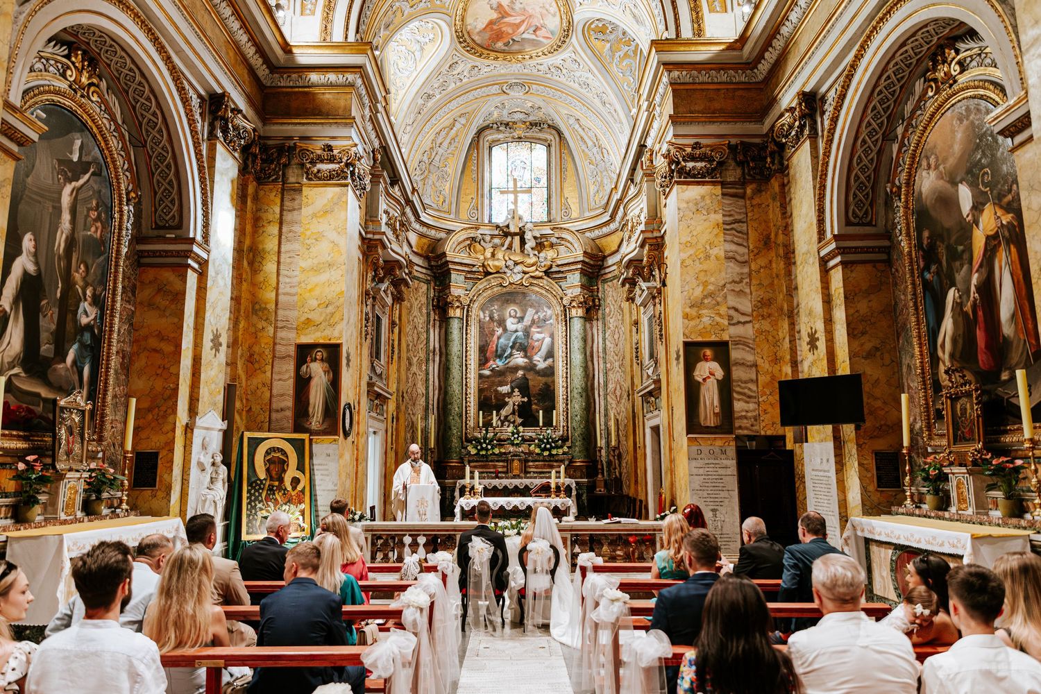 Fotografo di matrimoni e ritrati #weddingphotographer #luxurywedding #weddingvatican #tuscanyphotographer #italywedding #romephotographer
