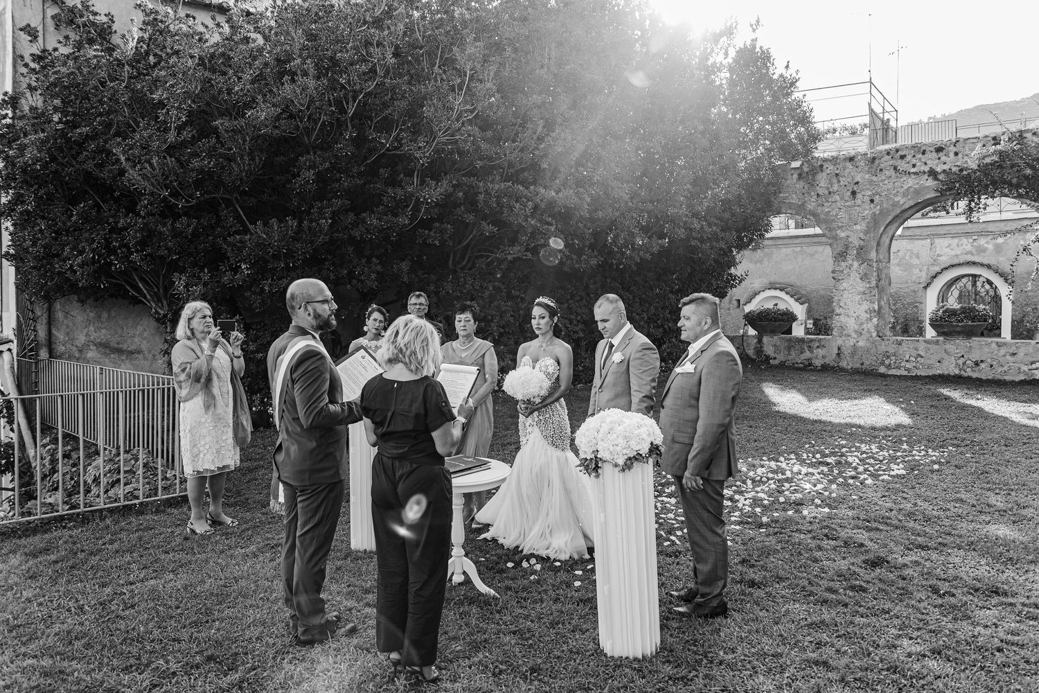 Fotografo di matrimoni e ritratti di lusso con sede a Roma. 
Rome Portrait Experience, Portrait Studio.
Roma, Toscana, Amalfi.