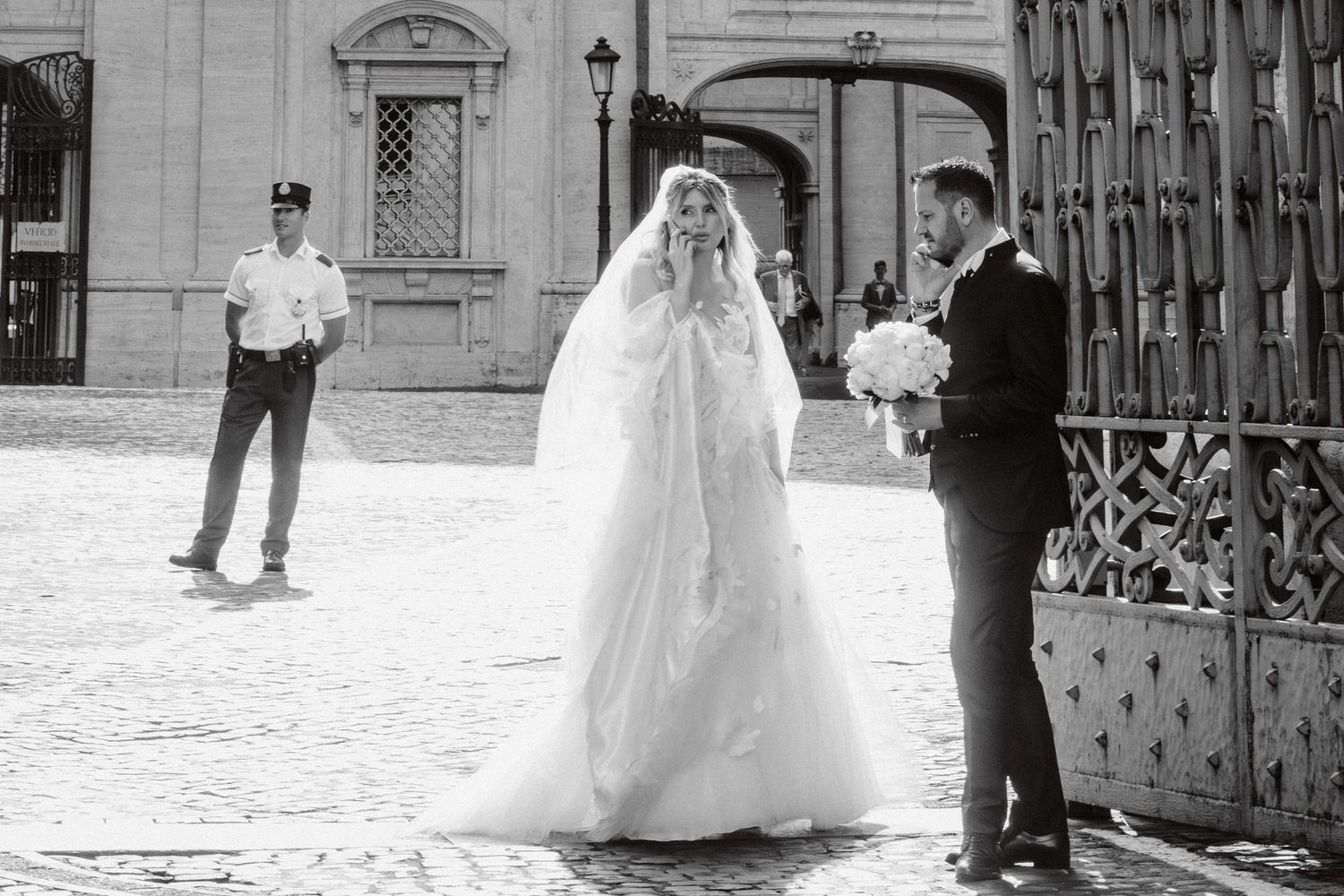 Fotografo di matrimoni e ritrati #weddingphotographer #luxurywedding #weddingvatican #tuscanyphotographer #italywedding #romephotographer