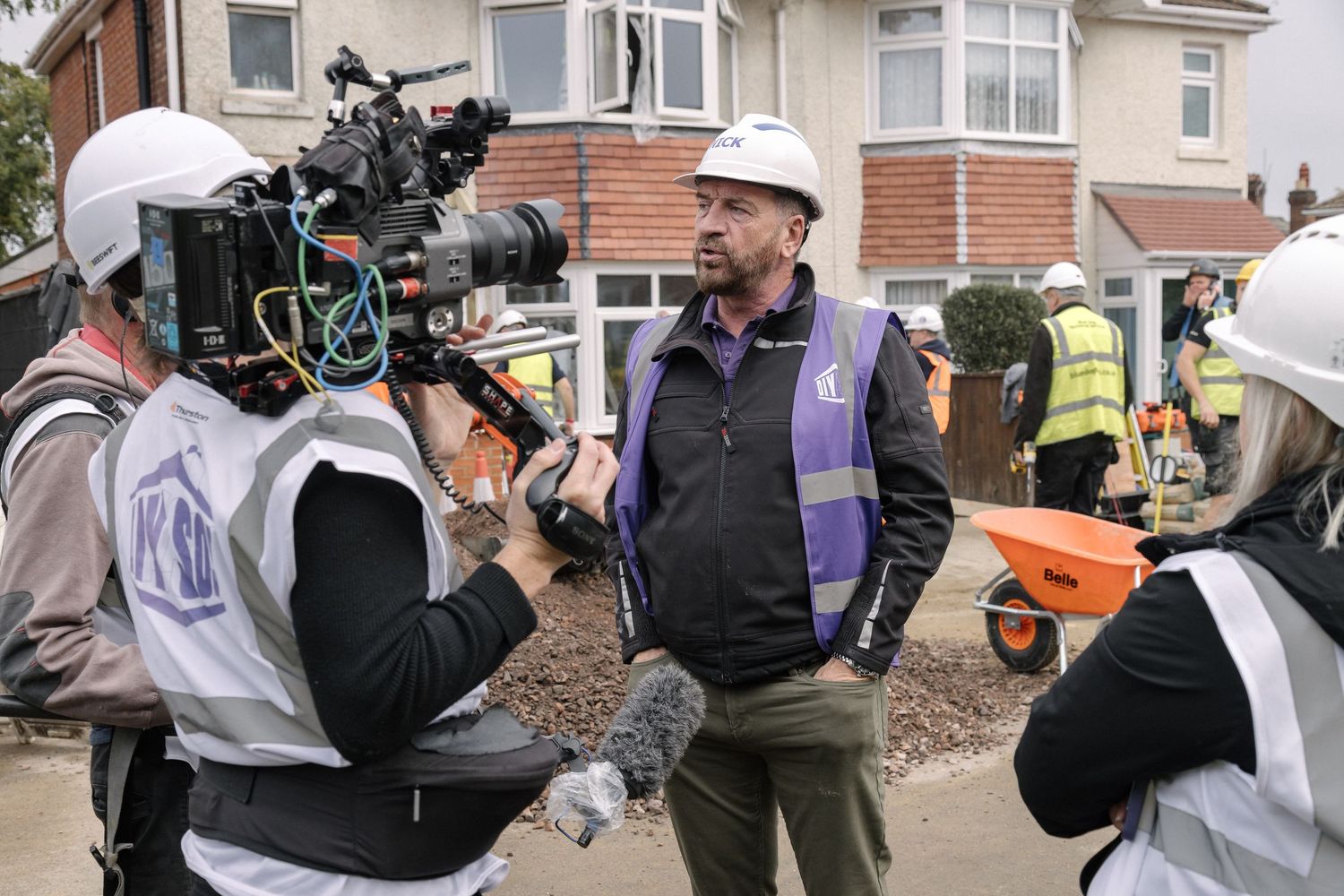 Working behind the scenes on the filming of BBC DIYSOS.