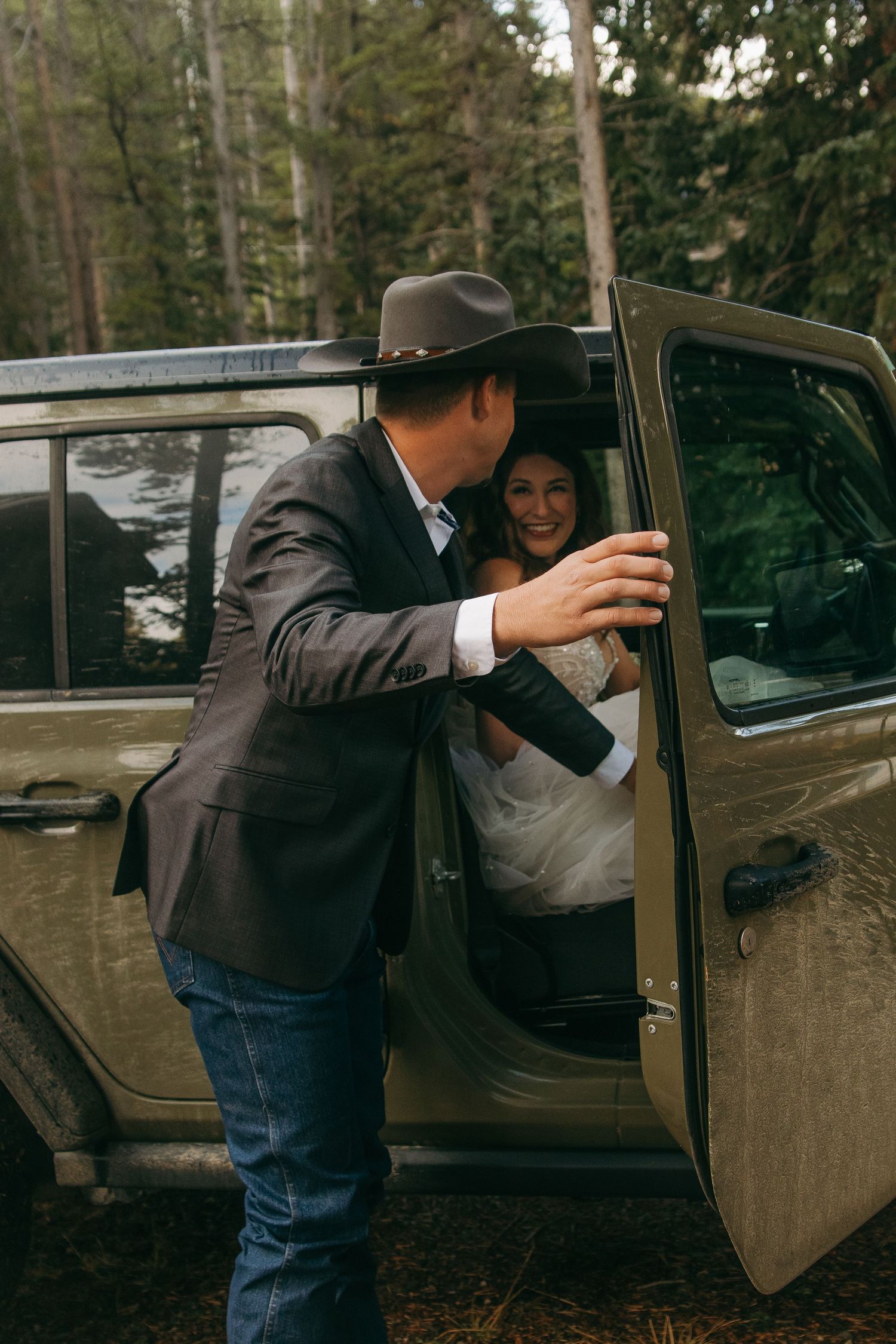 A sequence showing a couple entering a vintage car after their wedding ceremony.