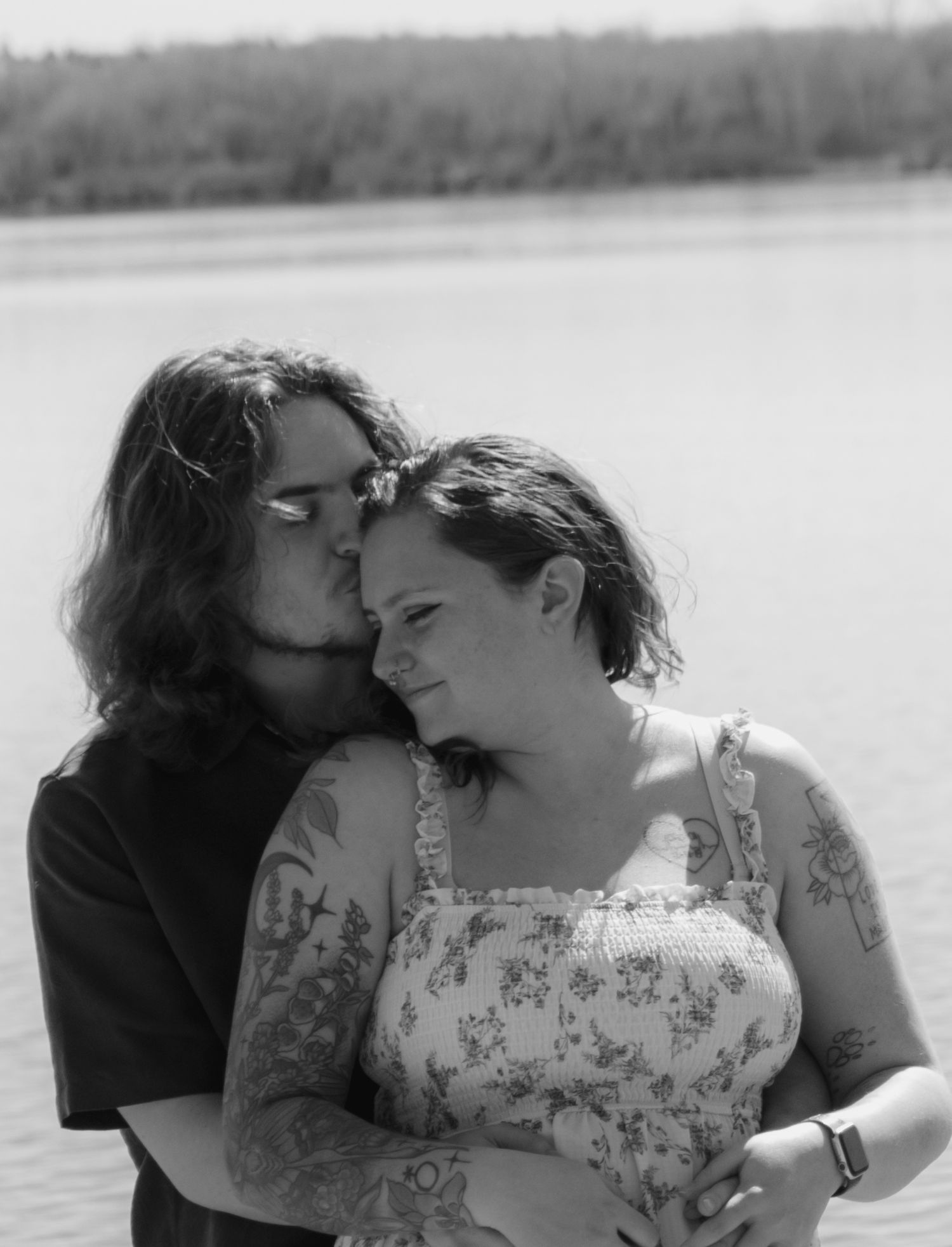 COUPLES SHOTCOUPLES SHOT