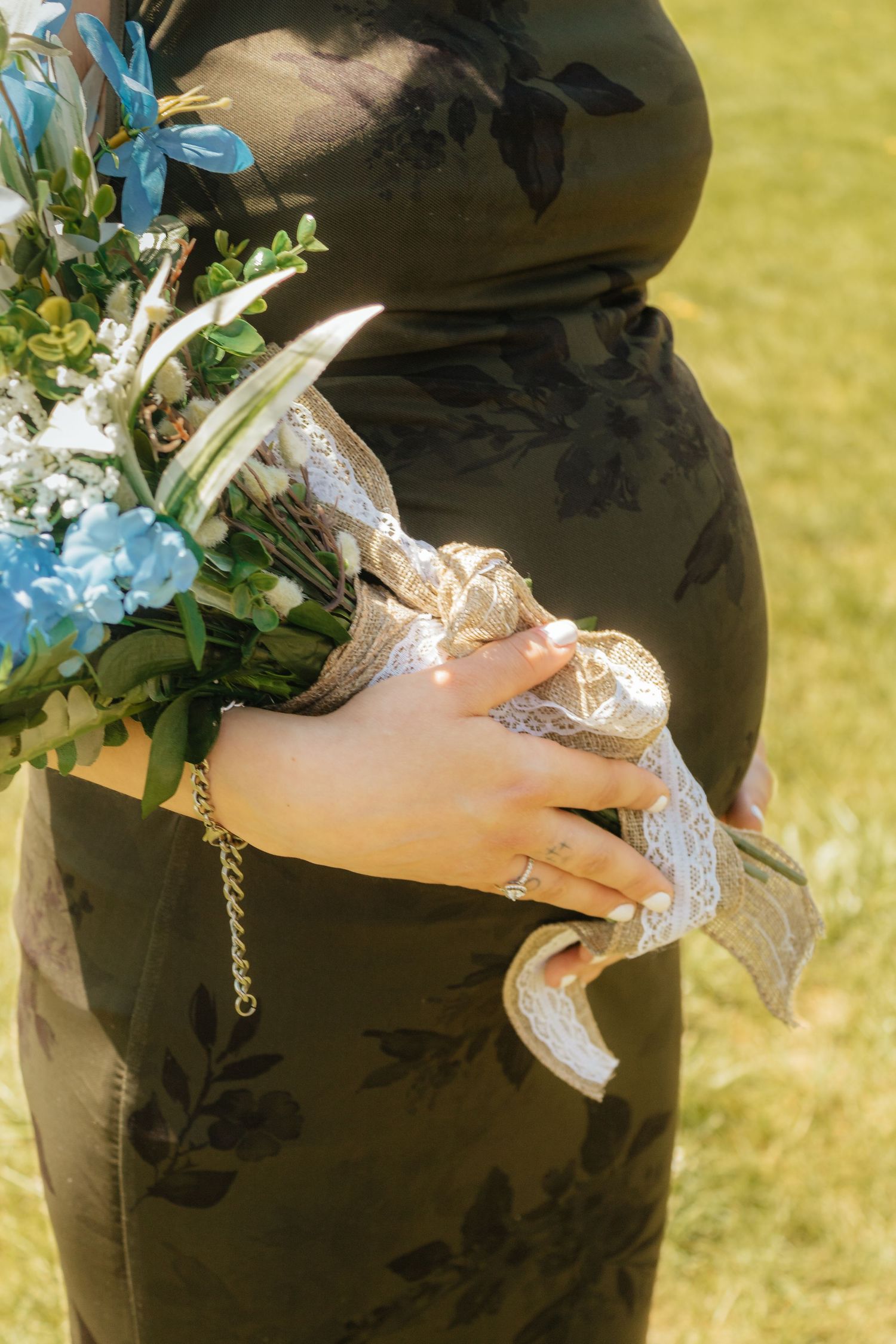 MATERNITY SHOT