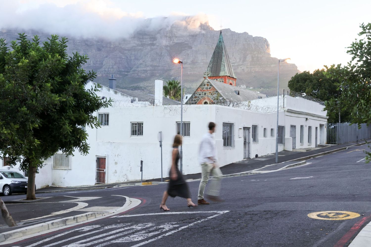 Couple shoot in the streets of Cape Town