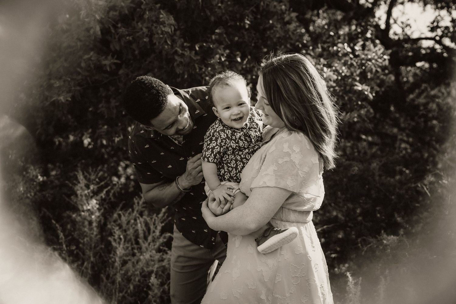 Quartz Mountain State Park Trail Oklahoma GIttens Family Session, Motherhood fatherhood son portraits photoshoot