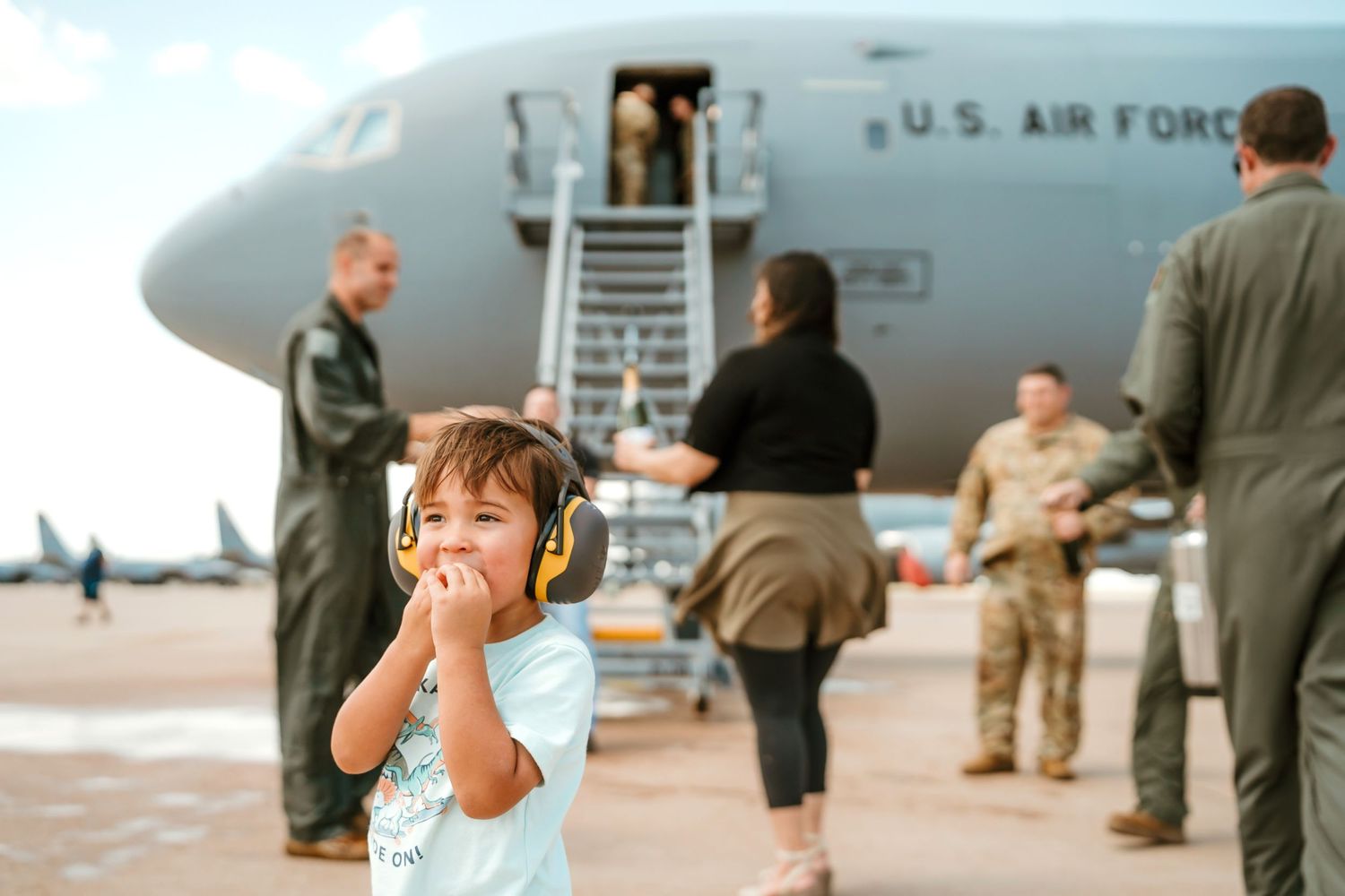 Mia Corazon Photography Lt Col Andrew Faust Fini Flight Altus Air Force Base AFB Oklahoma OK KC-135 Session Family Photoshoot 730 AMTS kid