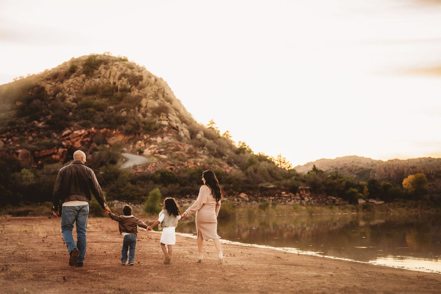 Lake Altus Lugert Quartz Mountain State Park Oklahoma Family Session, Motherhood fatherhood siblings portraits