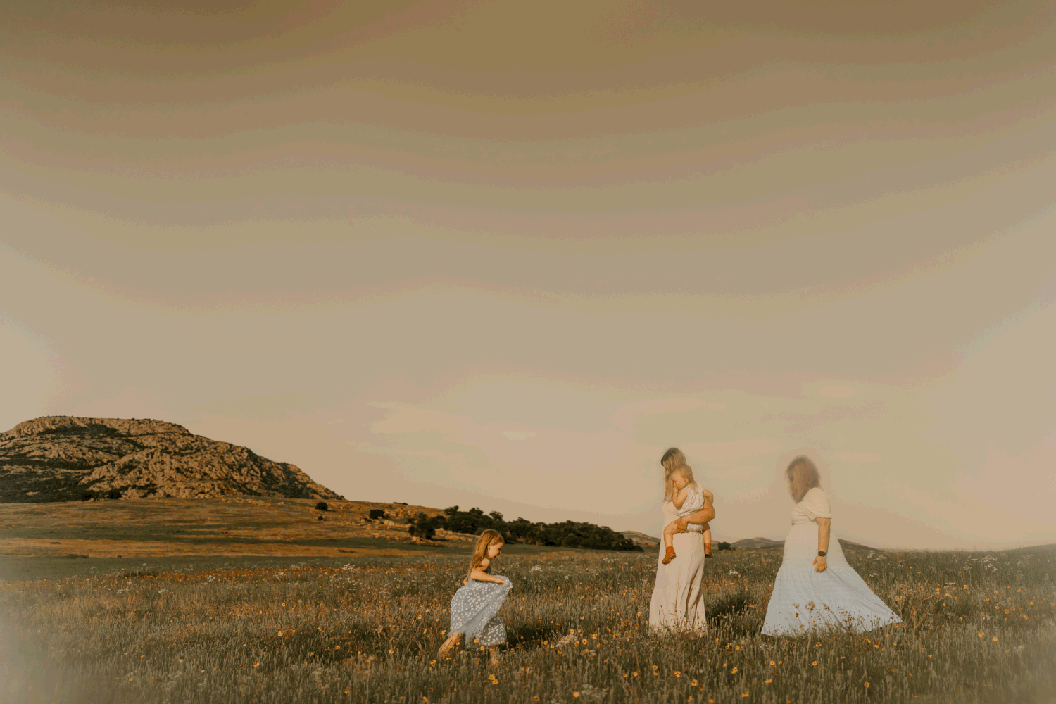Wichita Wildlife Mountains Refuge Altus Oklahoma Family Motherhood Session Photoshoot, Lawton, Indiahoma, Medicine Park, Sisters