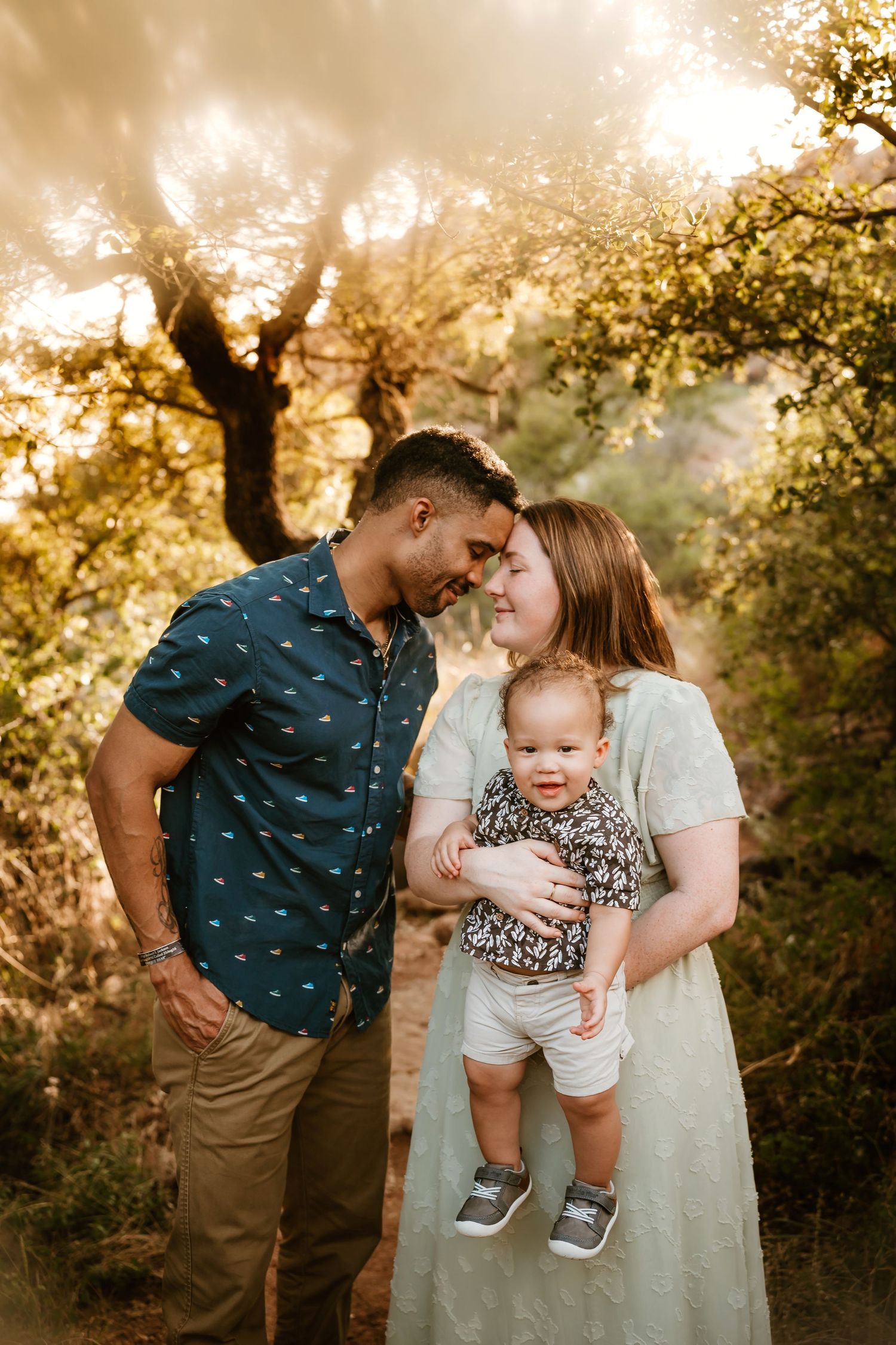 Quartz Mountain State Park Trail Oklahoma GIttens Family Session, Motherhood fatherhood son portraits photoshoot