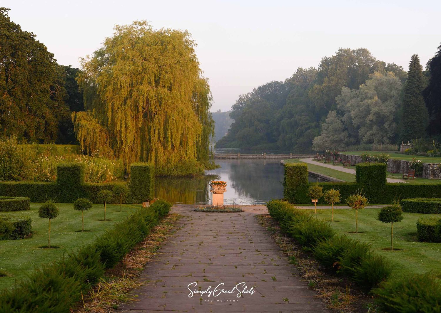 Coombe Abbey wedding photographer's view of Capability Brown landscaped gardens and historic abbey