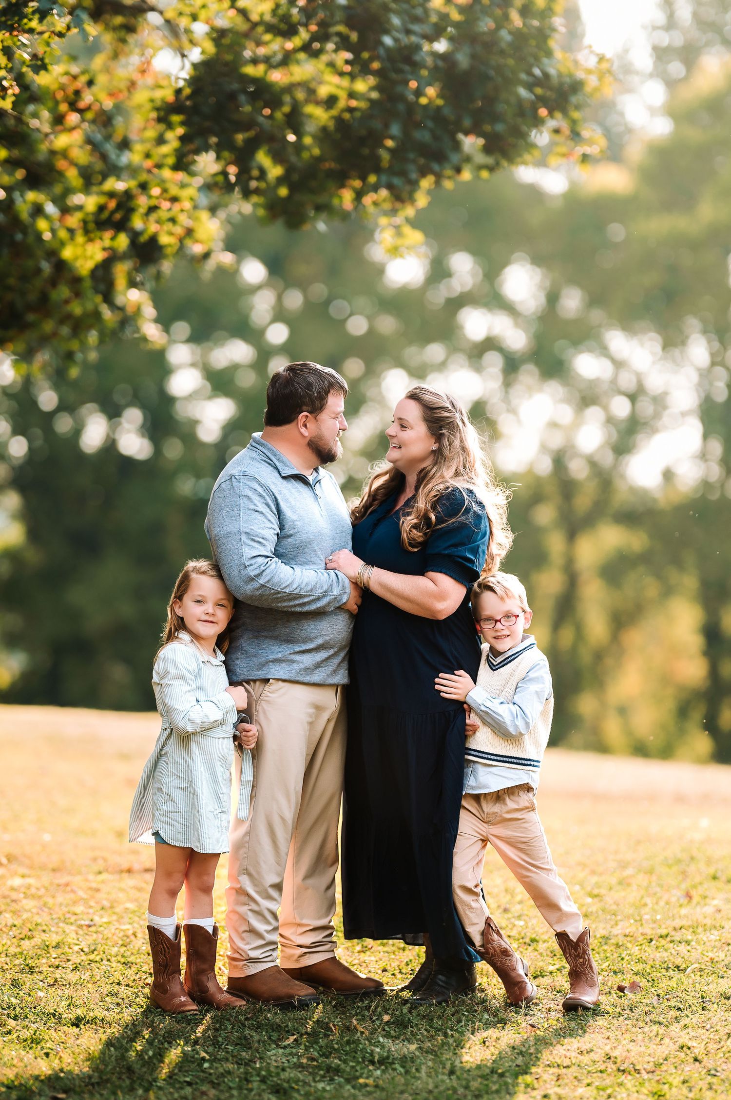 Raleigh family photographer capturing candid, natural family sessions in Raleigh and surrounding areas
