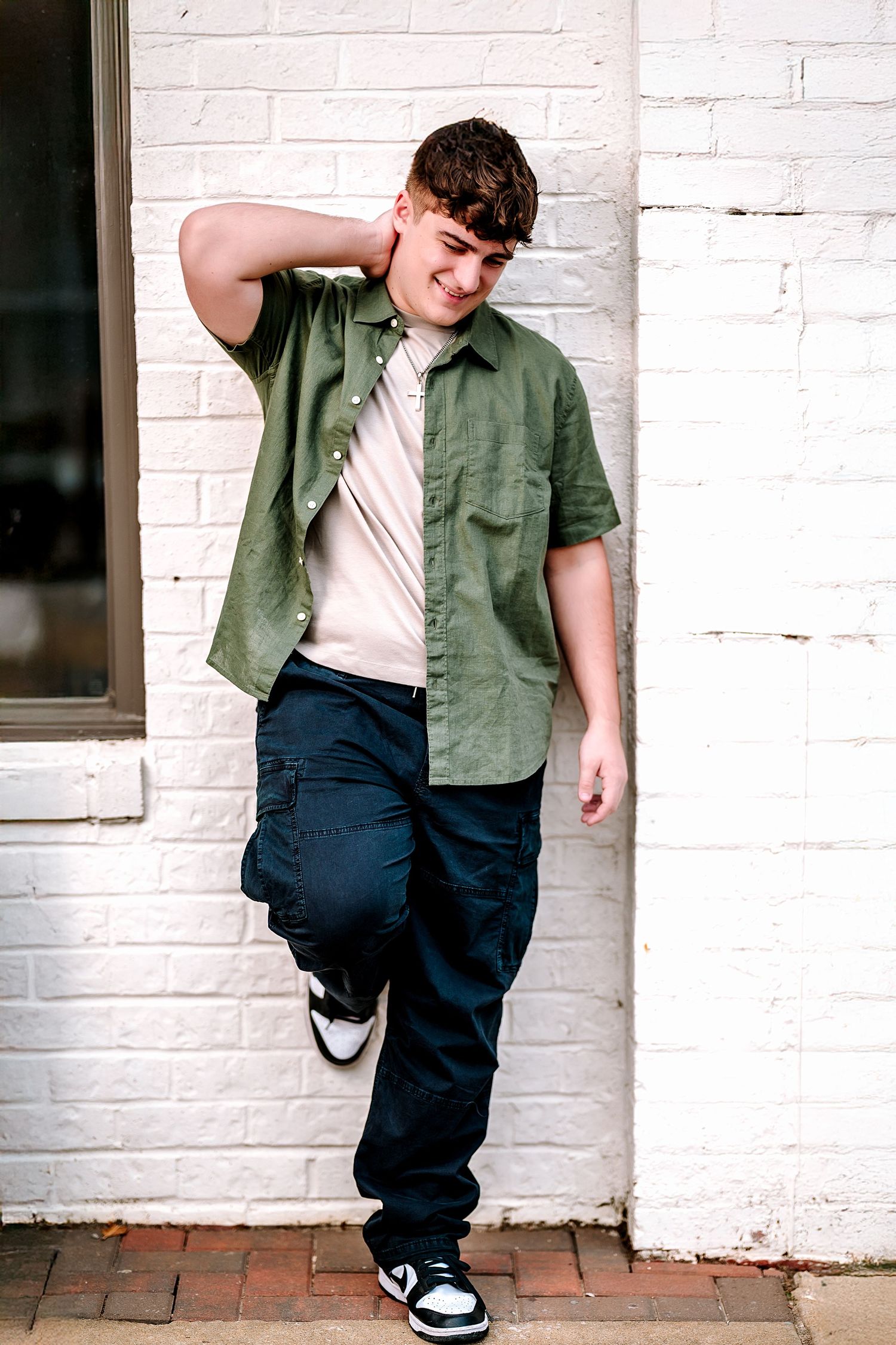 Raleigh senior photographer creating natural, confidence-focused senior portraits in Raleigh and surrounding areas