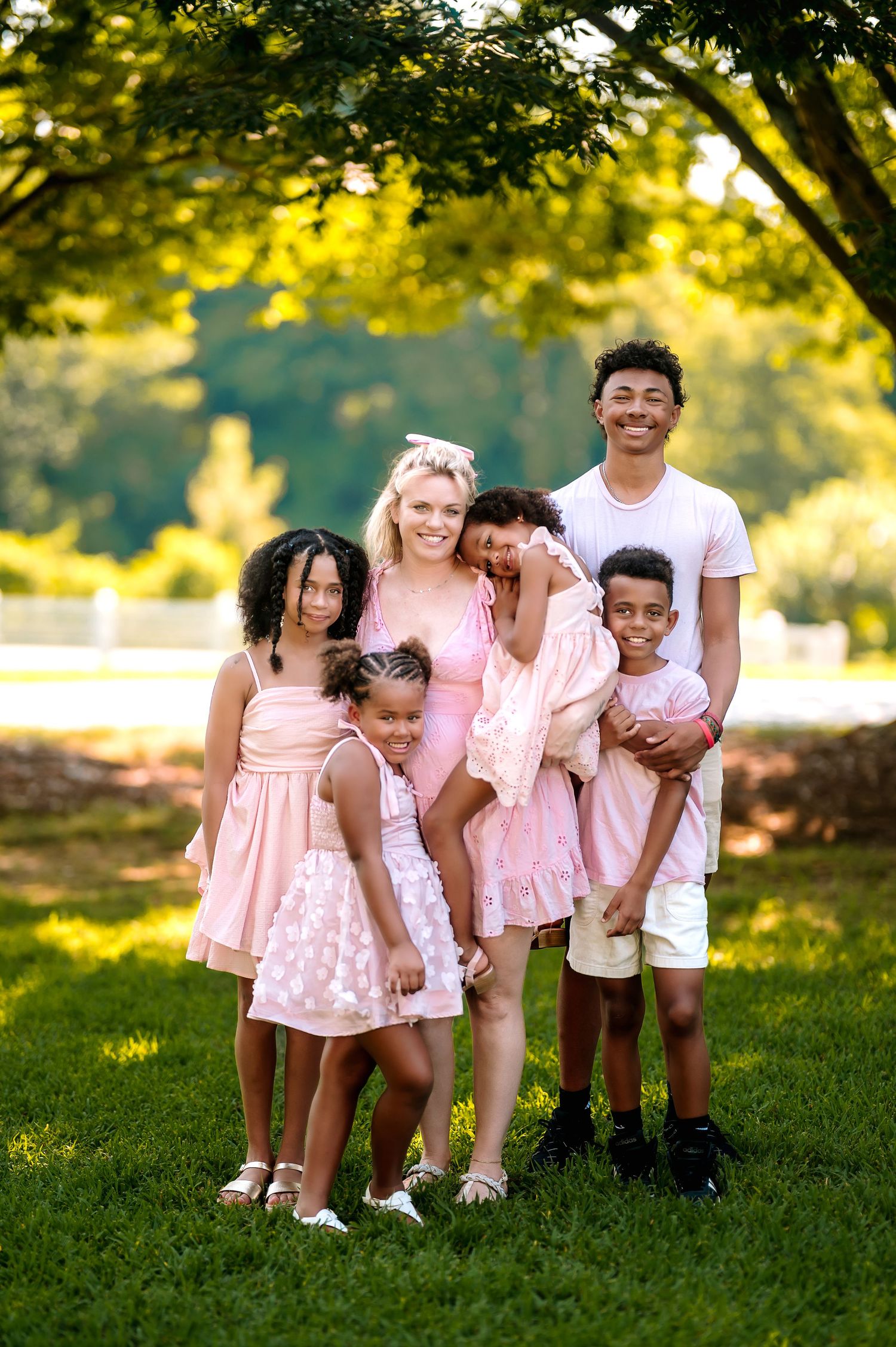 Raleigh family photographer capturing candid, natural family sessions in Raleigh and surrounding areas