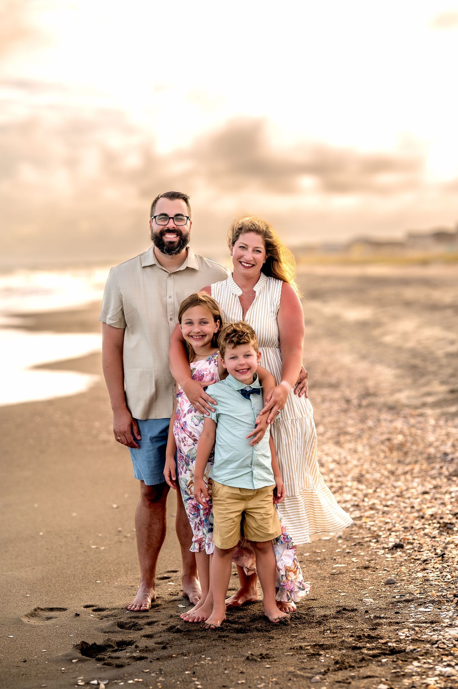 Raleigh family photographer capturing candid, natural family sessions in Raleigh and surrounding areas